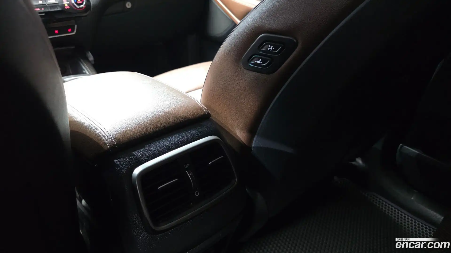 Sorento Kia 2015.8-OPTION-023