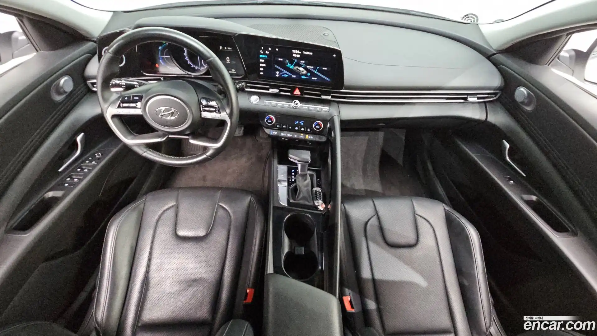 AVANTE Hyundai 2022.5-INNER-007