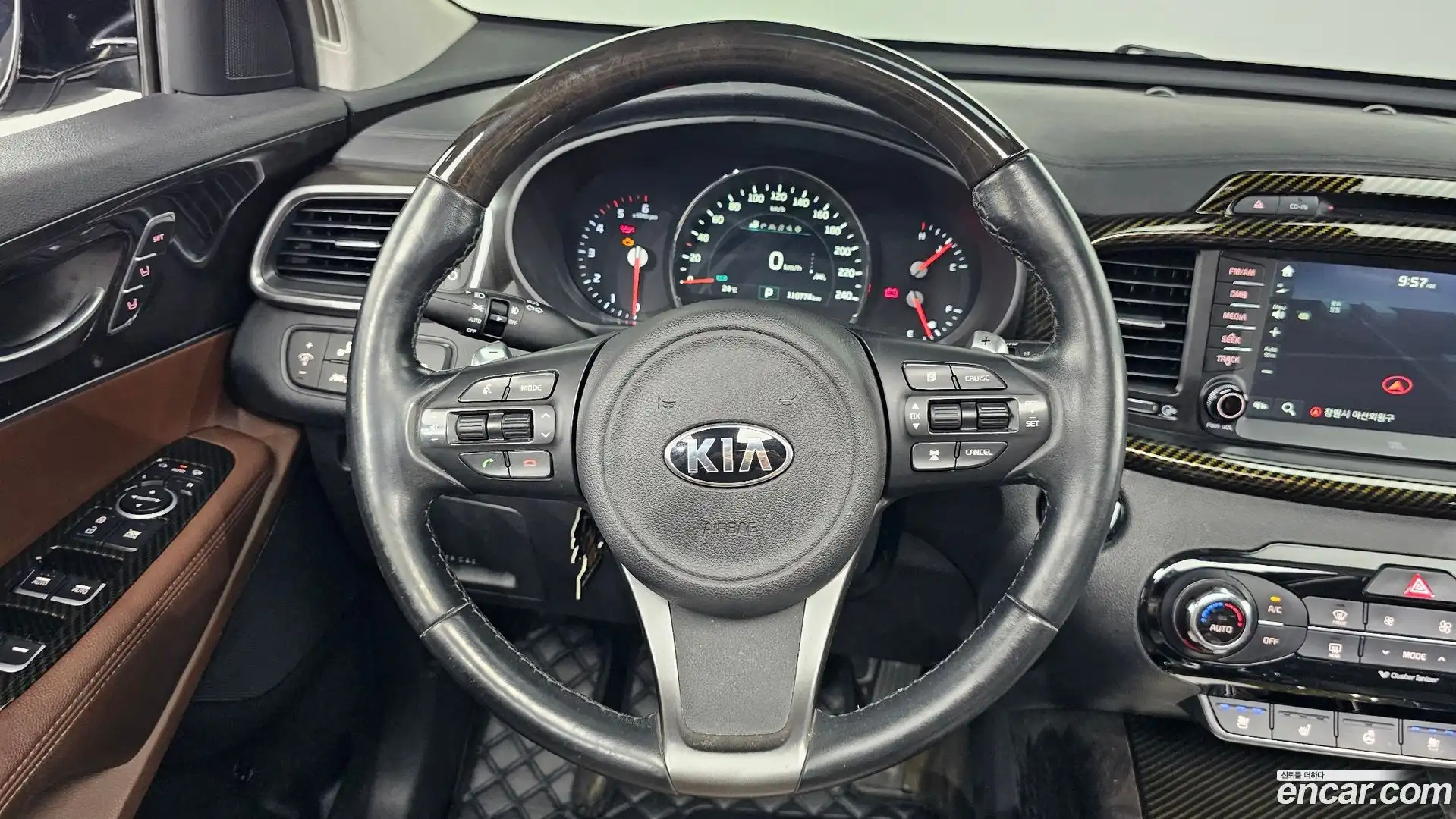 Sorento Kia 2016.3-OPTION-017