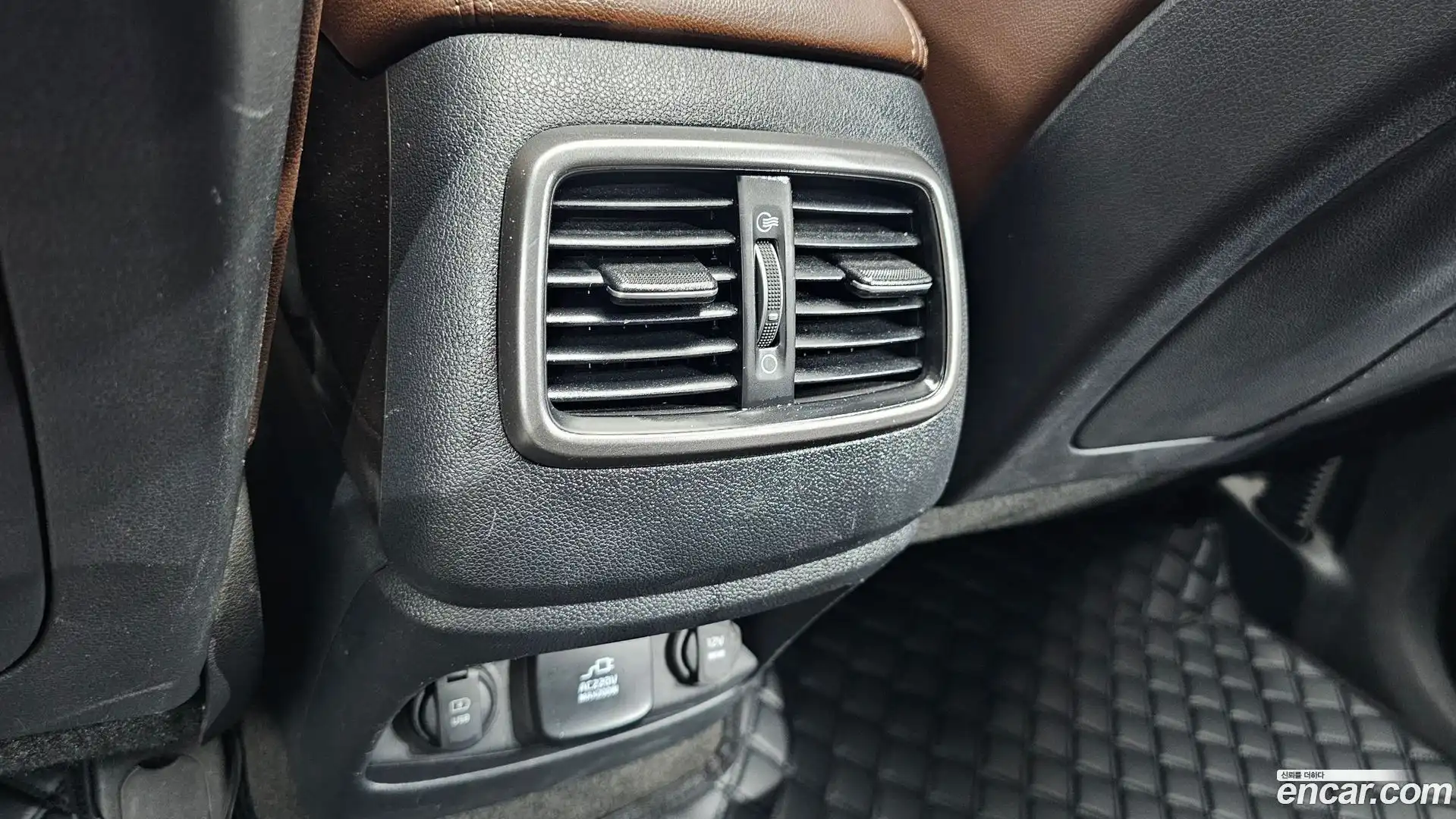 Sorento Kia 2016.3-OPTION-022