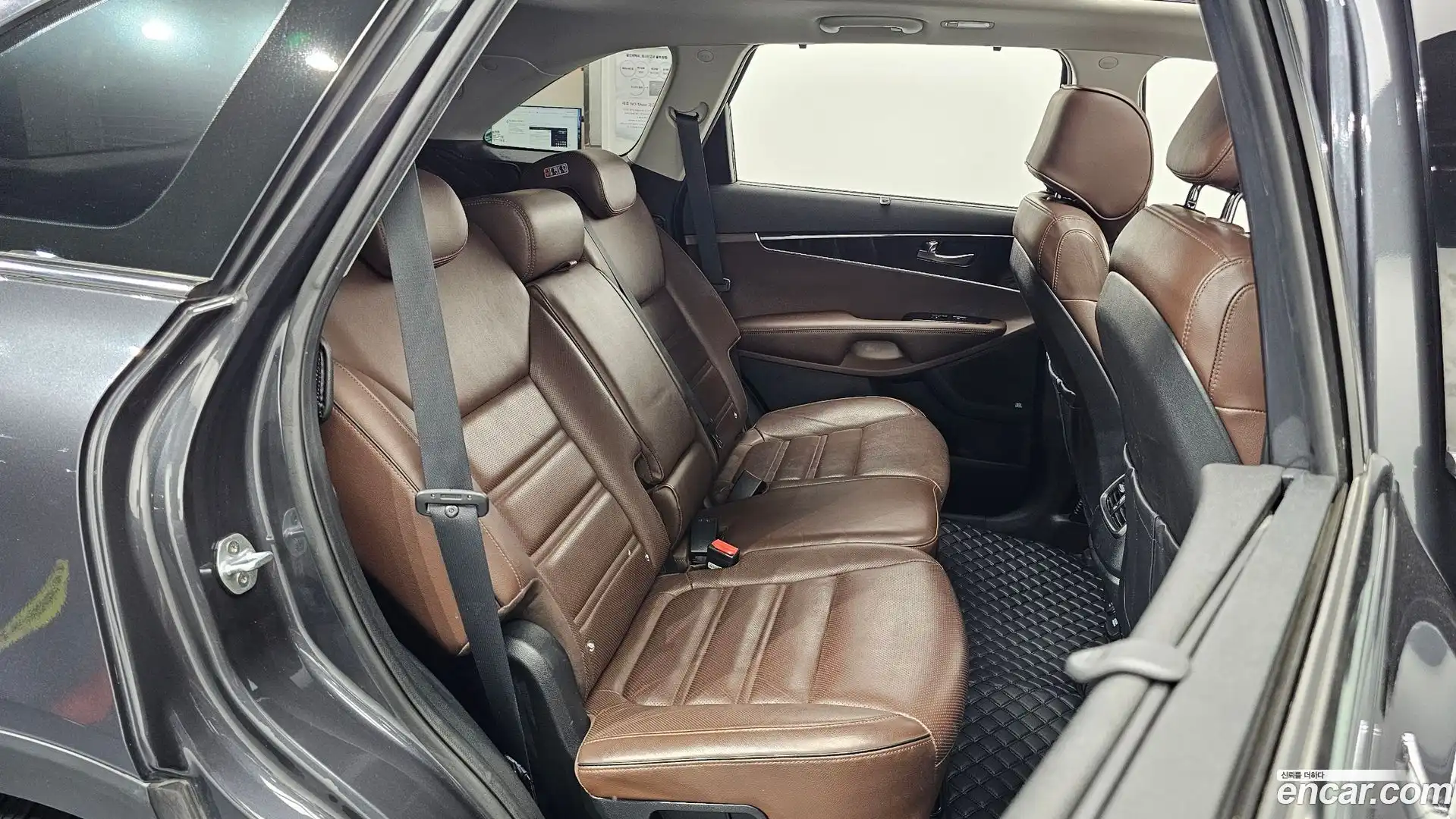Sorento Kia 2016.3-INNER-036