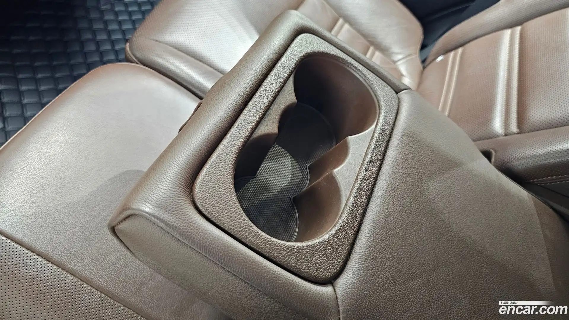 Sorento Kia 2016.3-OPTION-042