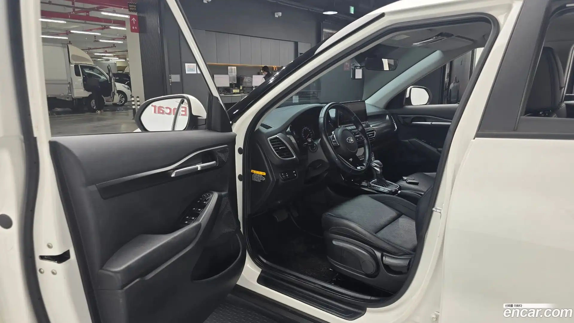 Seltos Kia 2019.11-INNER-010