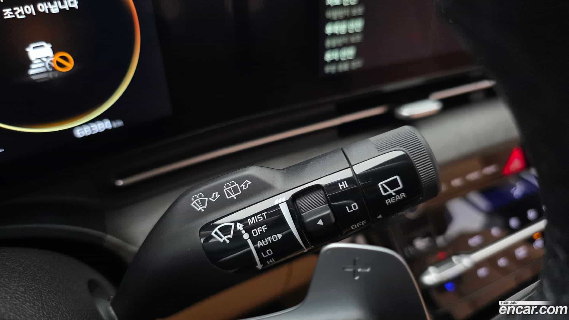 Canival Kia 2023.8-OPTION-041