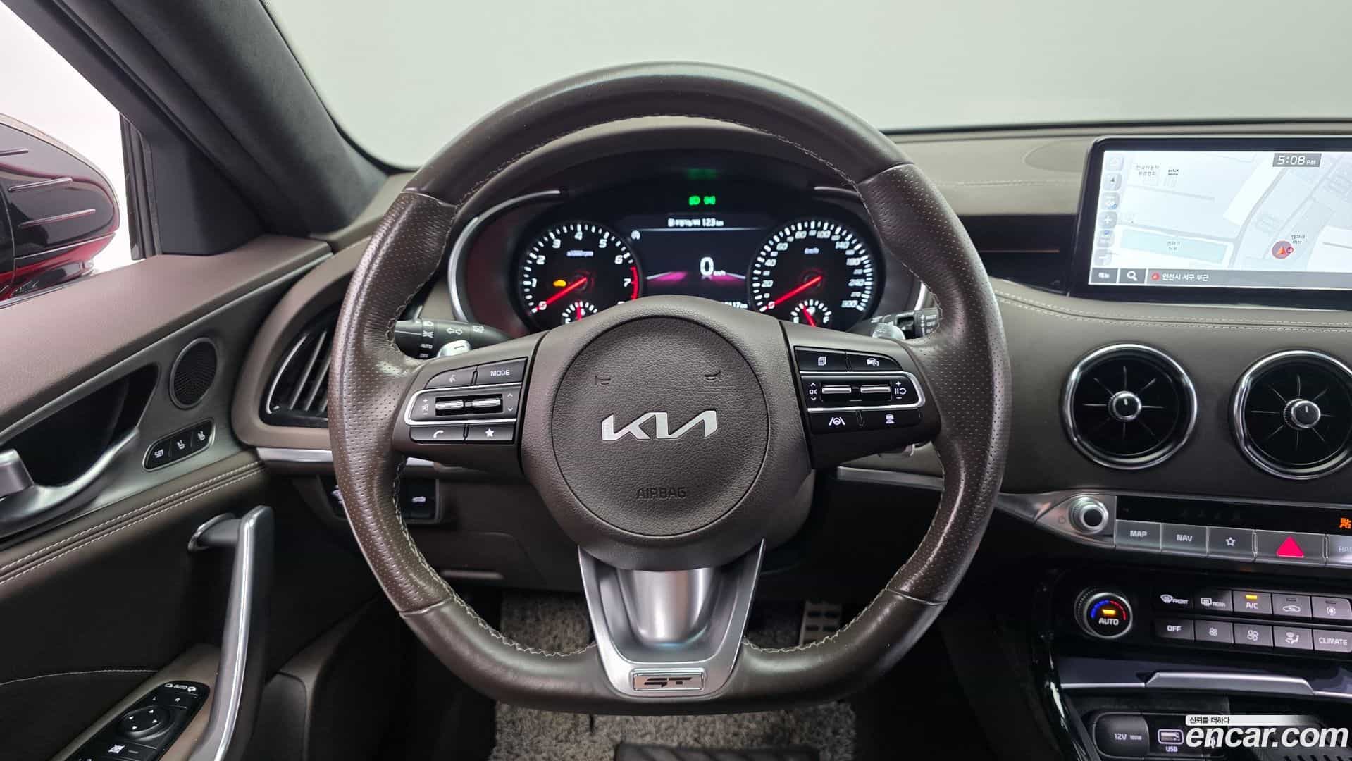 Stinger Kia 2022.9-OPTION-017