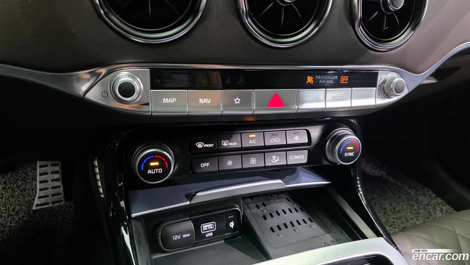 Stinger Kia 2022.9-OPTION-021