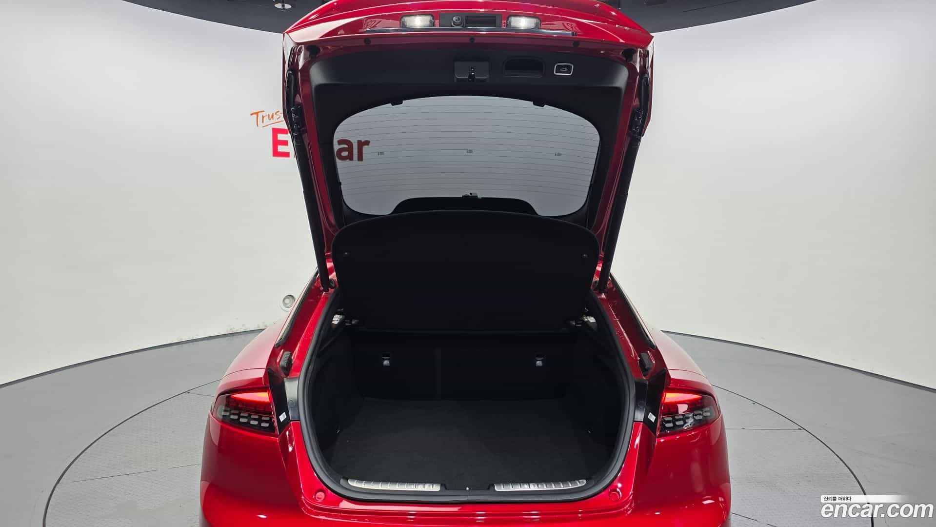 Stinger Kia 2022.9-OPTION-024