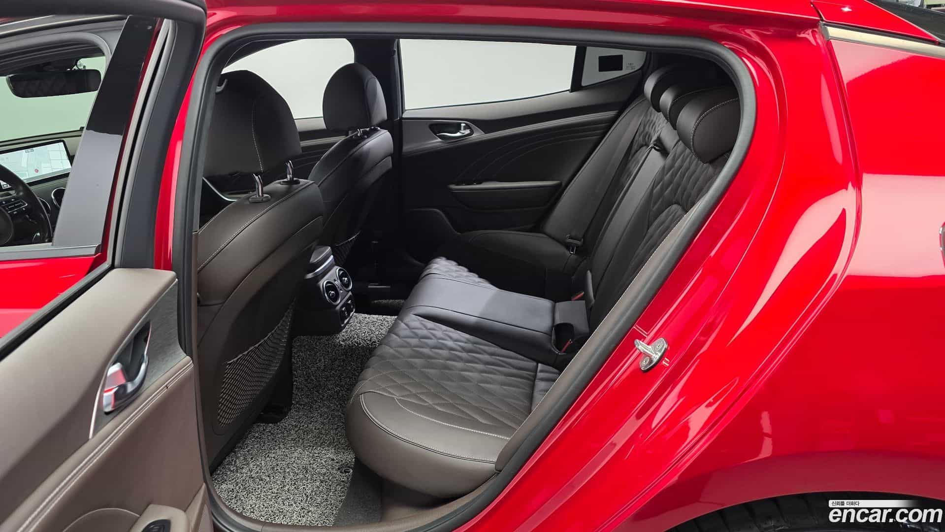 Stinger Kia 2022.9-INNER-036