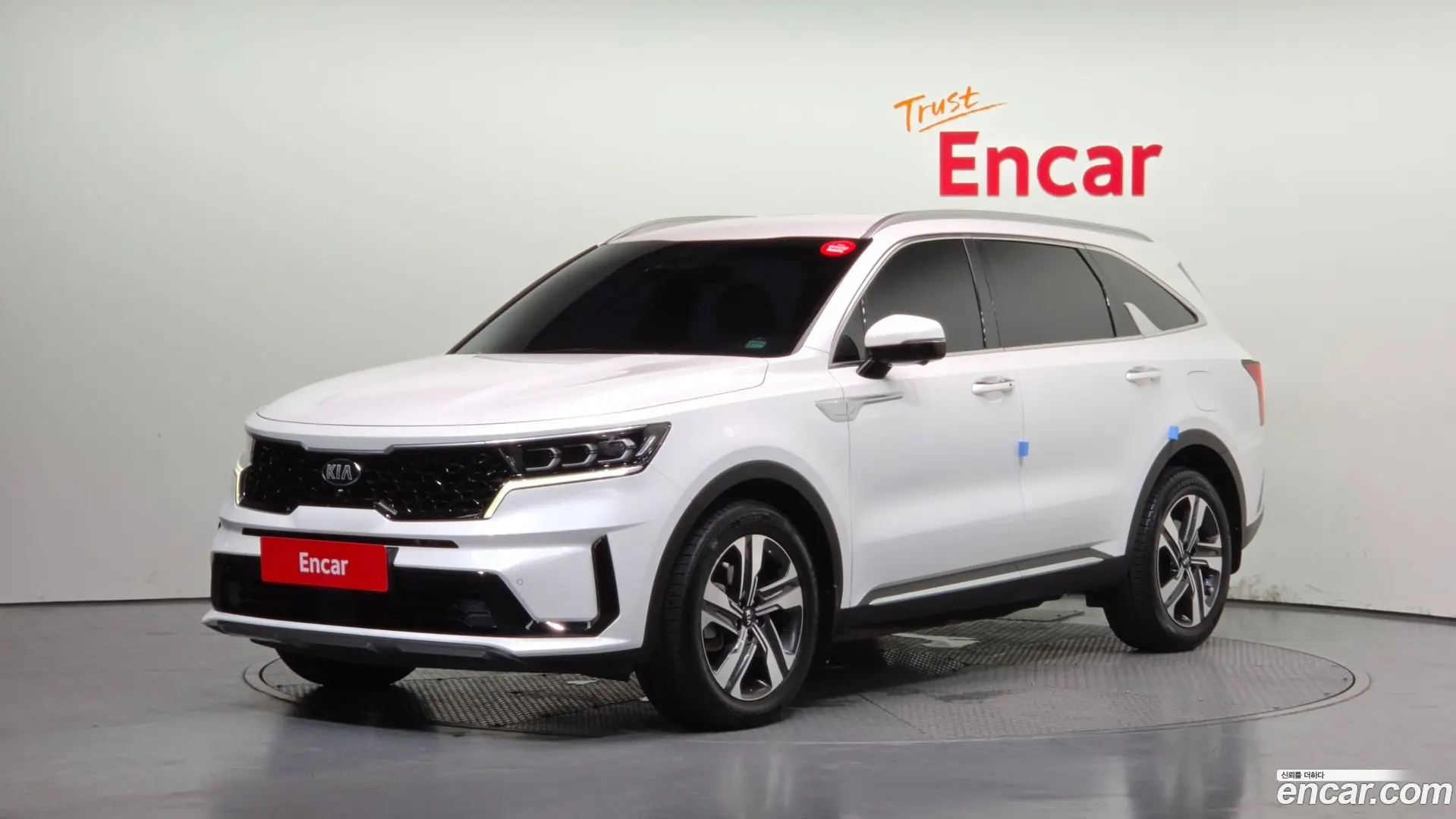 Main__Slider__Photo:Sorento Kia 2020.5-0