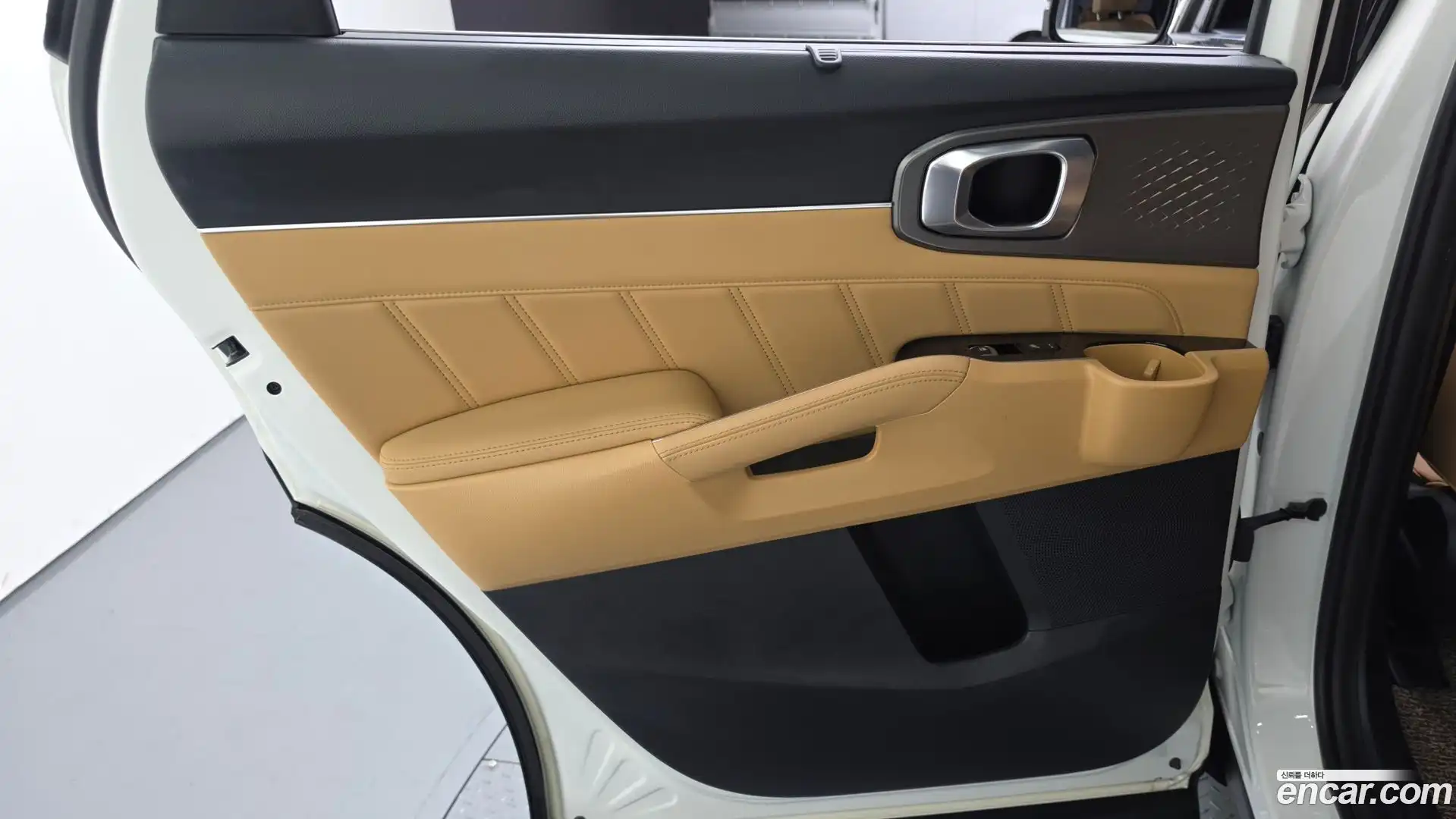 Sorento Kia 2020.5-INNER-035
