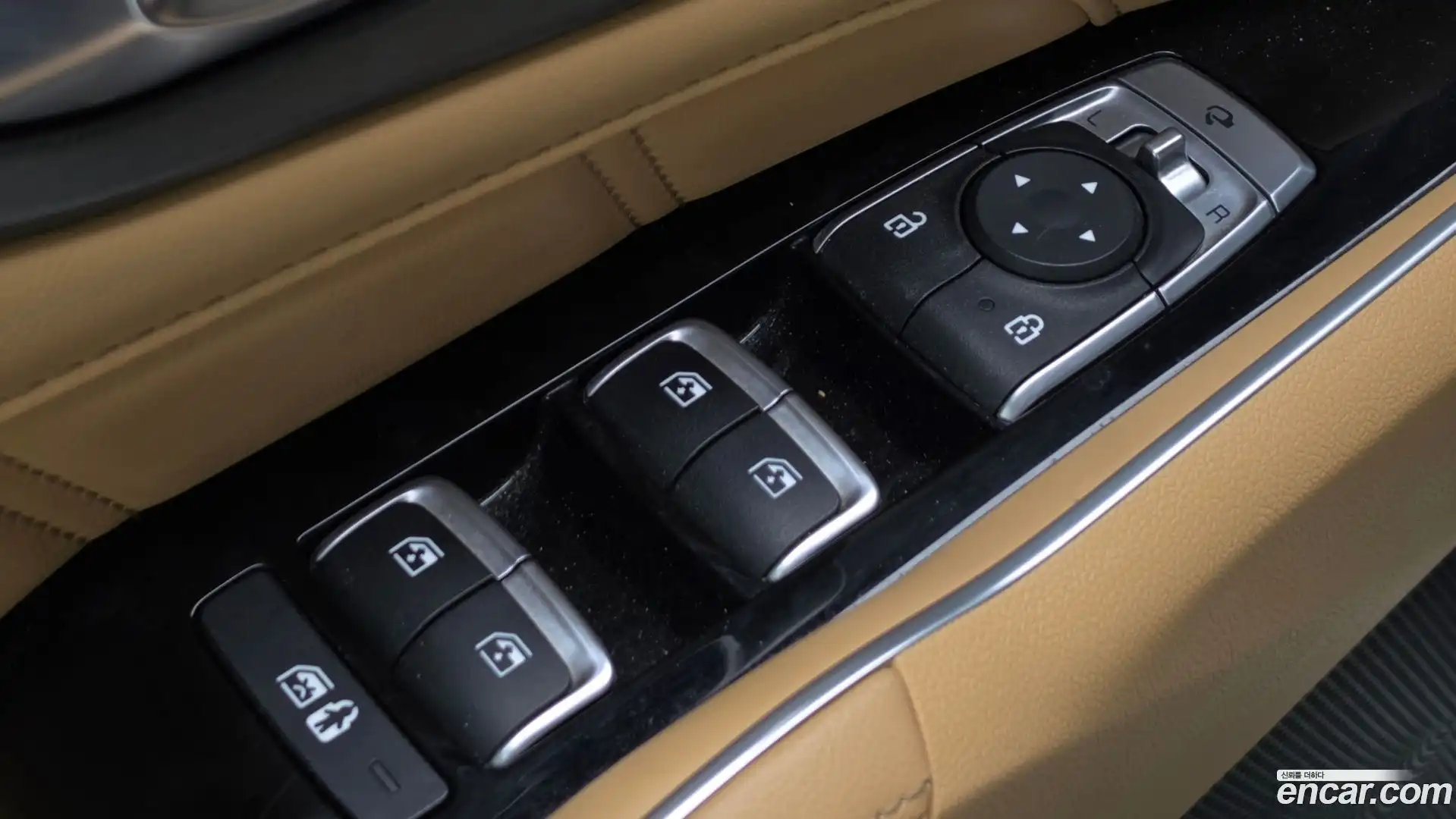 Sorento Kia 2020.5-OPTION-041