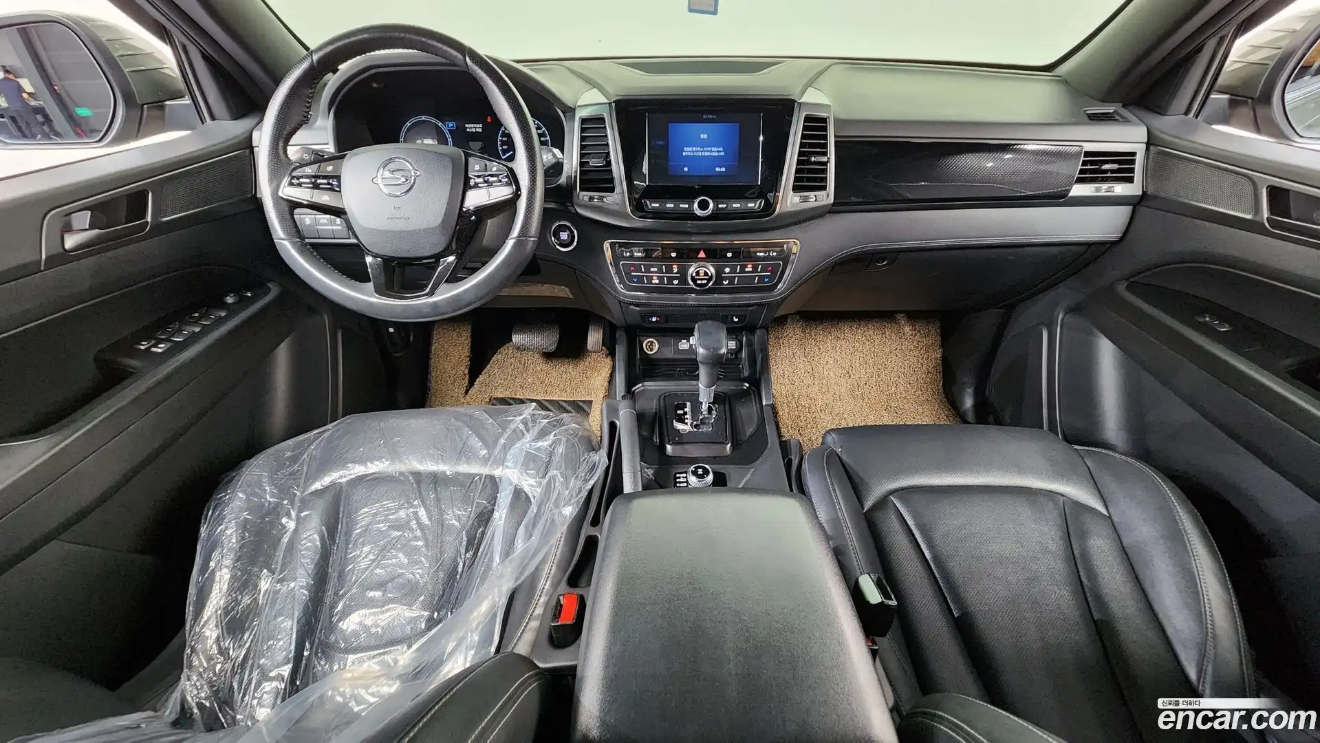Rexton KG Mobility 2022.5-INNER-007