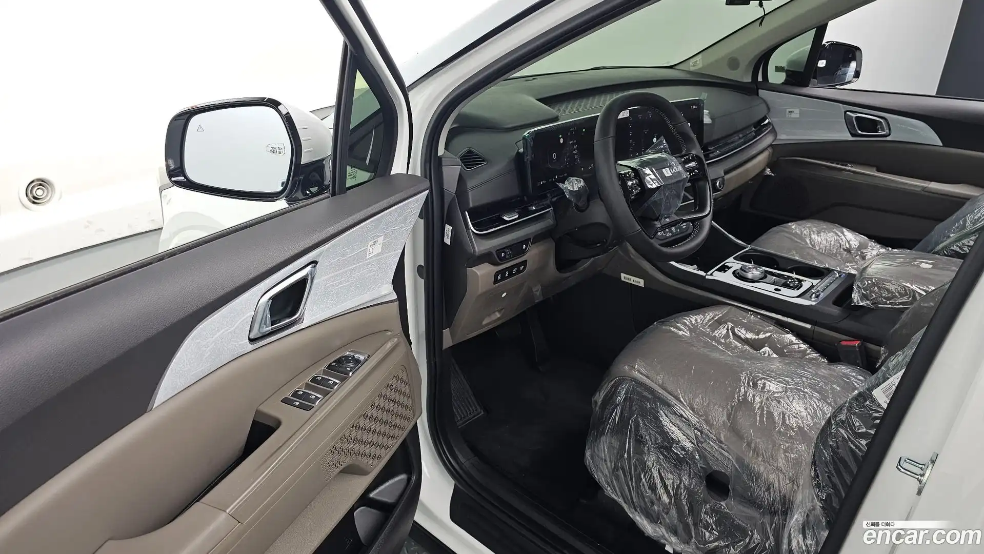 Canival Kia 2025.4-INNER-010