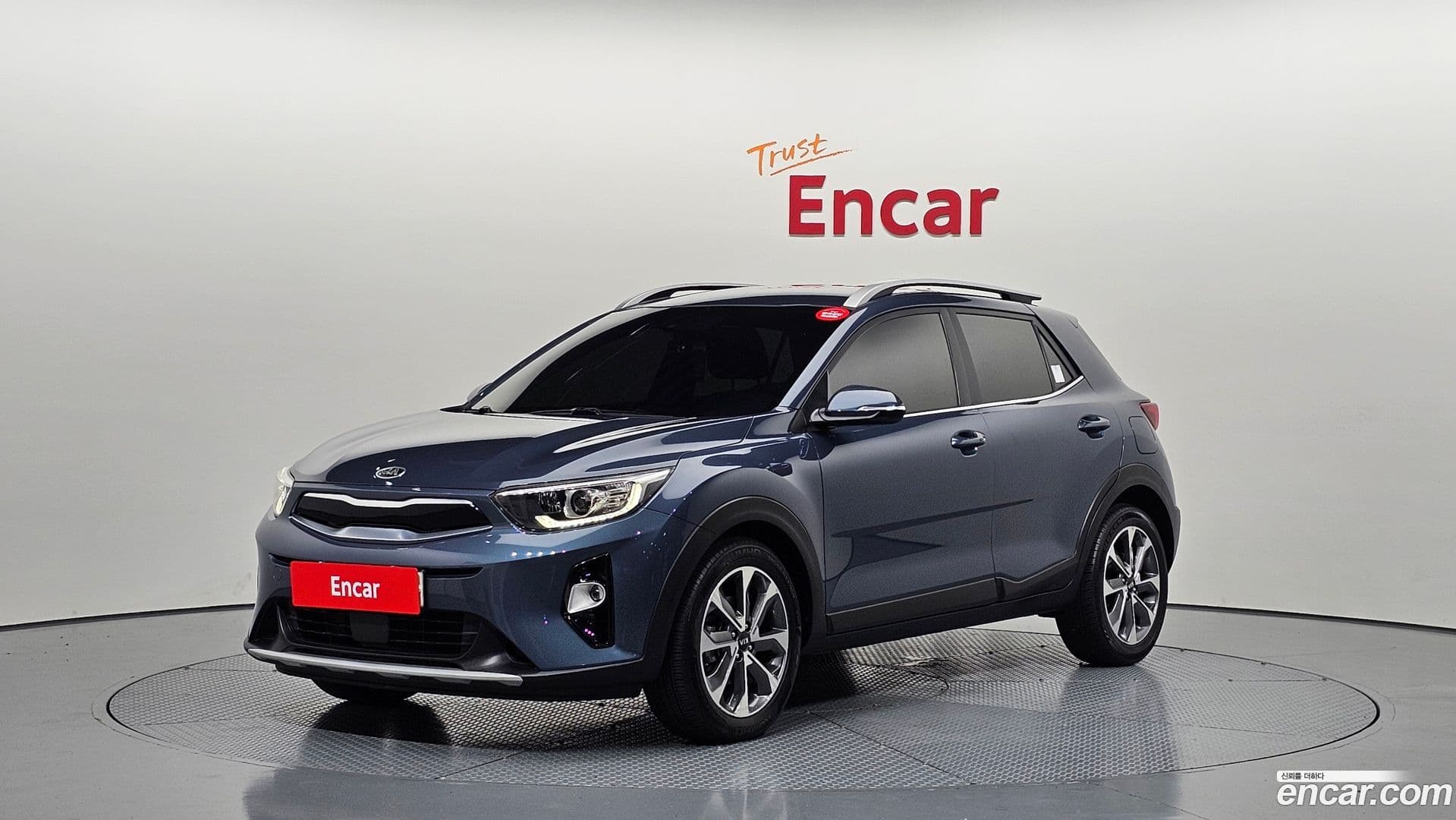 Main__Slider__Photo:Stonic Kia 2018.5-0
