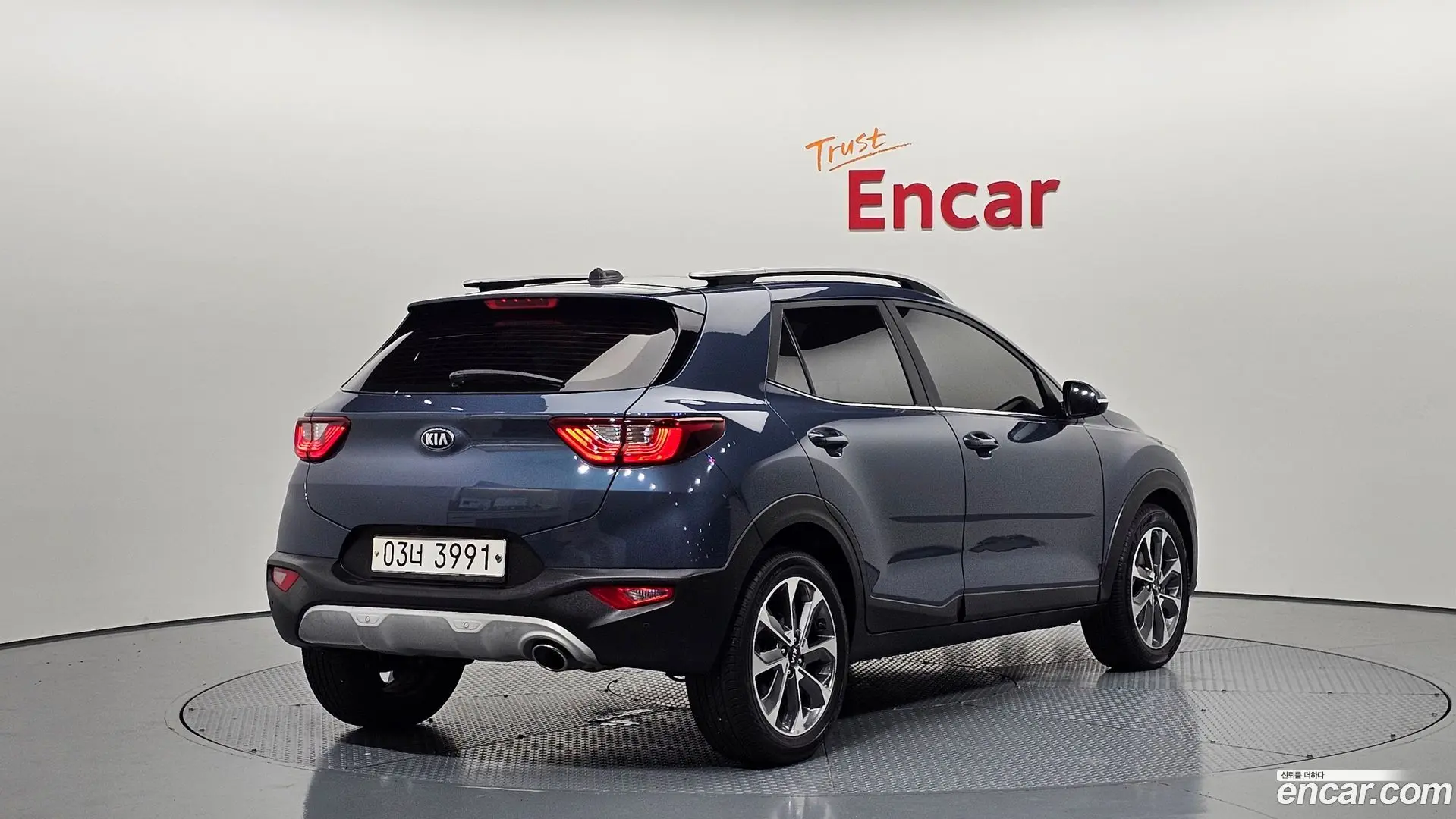 Main__Slider__Photo:Stonic Kia 2018.5-1