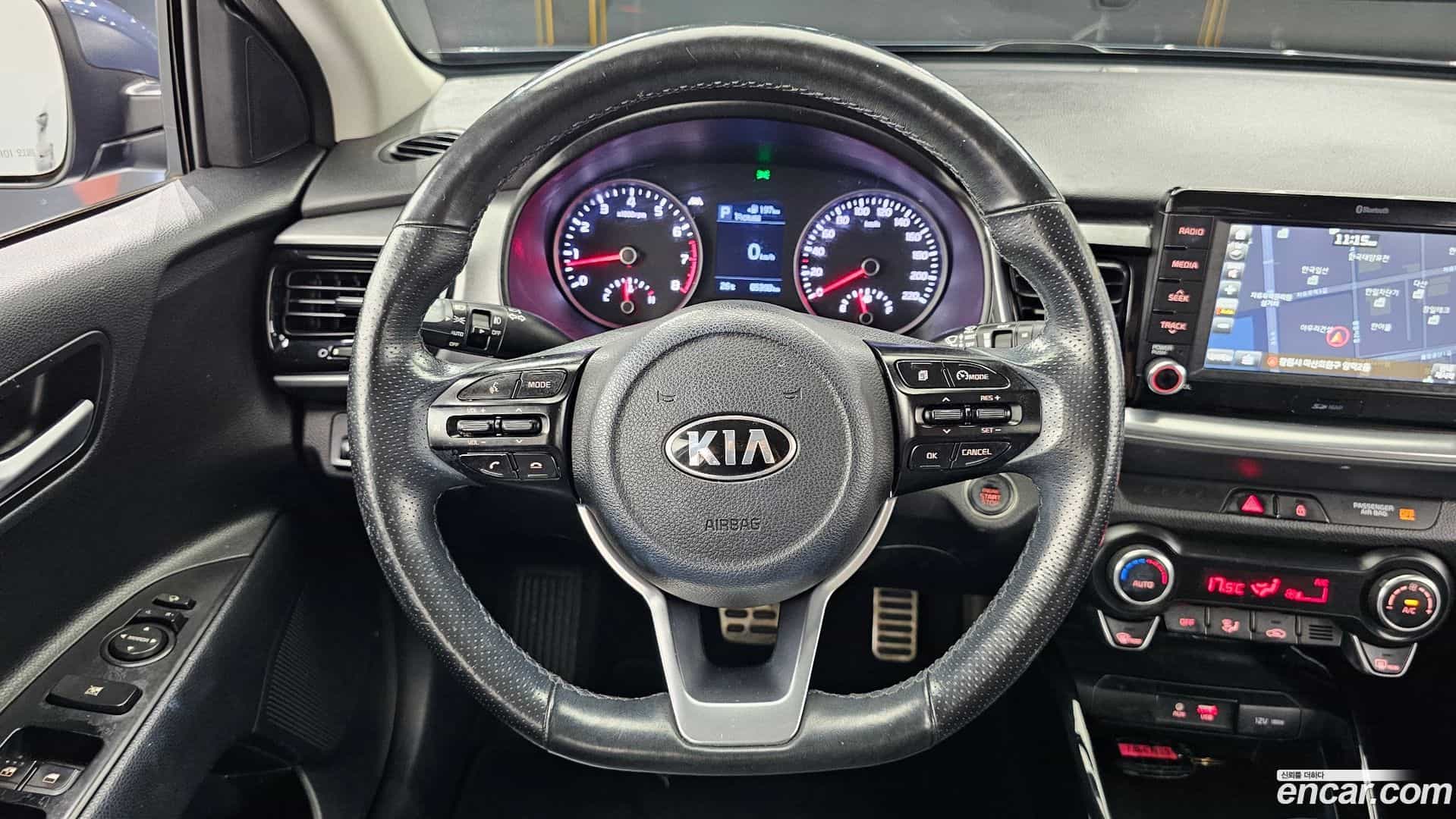 Stonic Kia 2018.5-OPTION-017