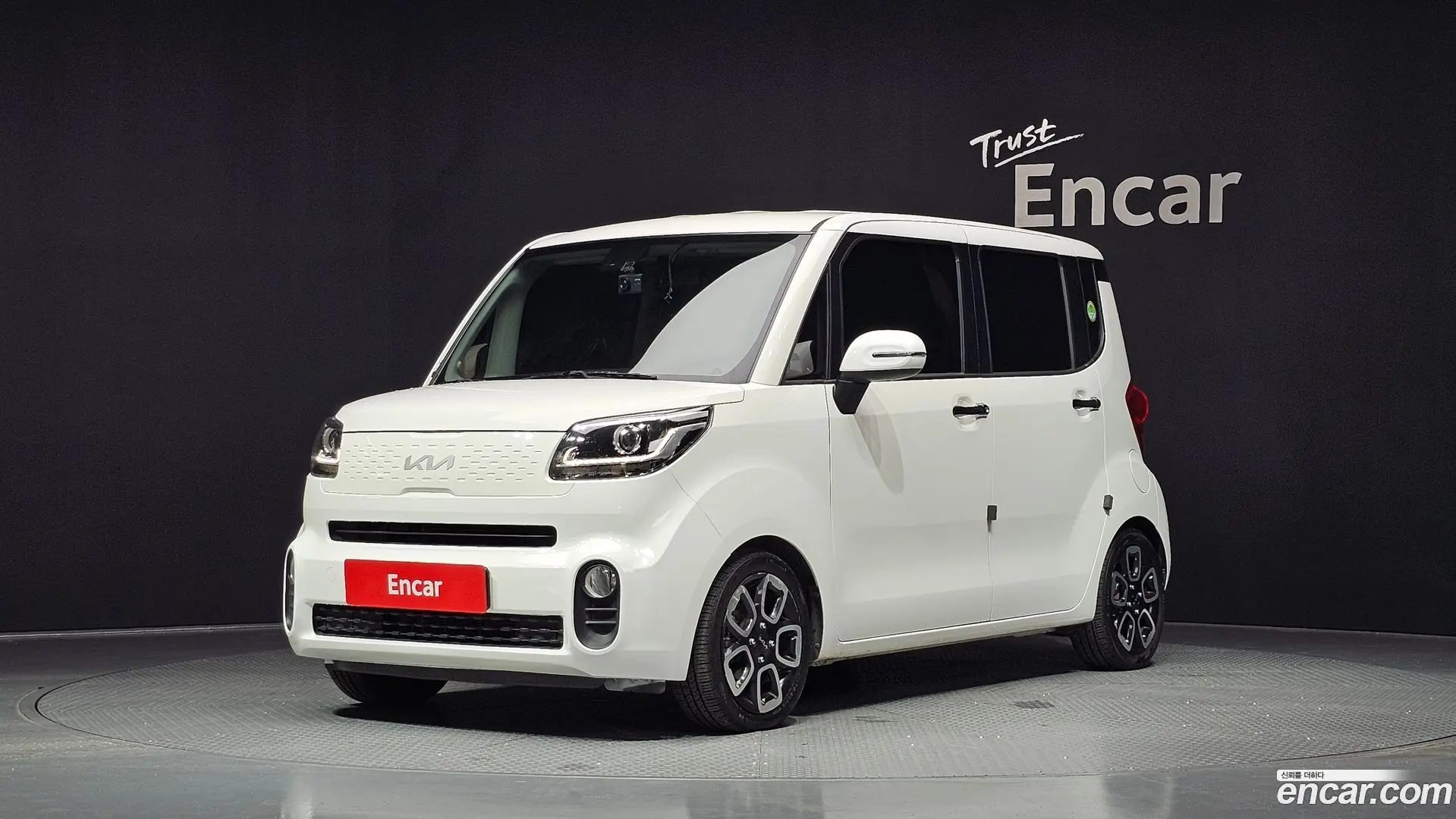 Main__Slider__Photo:RAY Kia 2021.10-0
