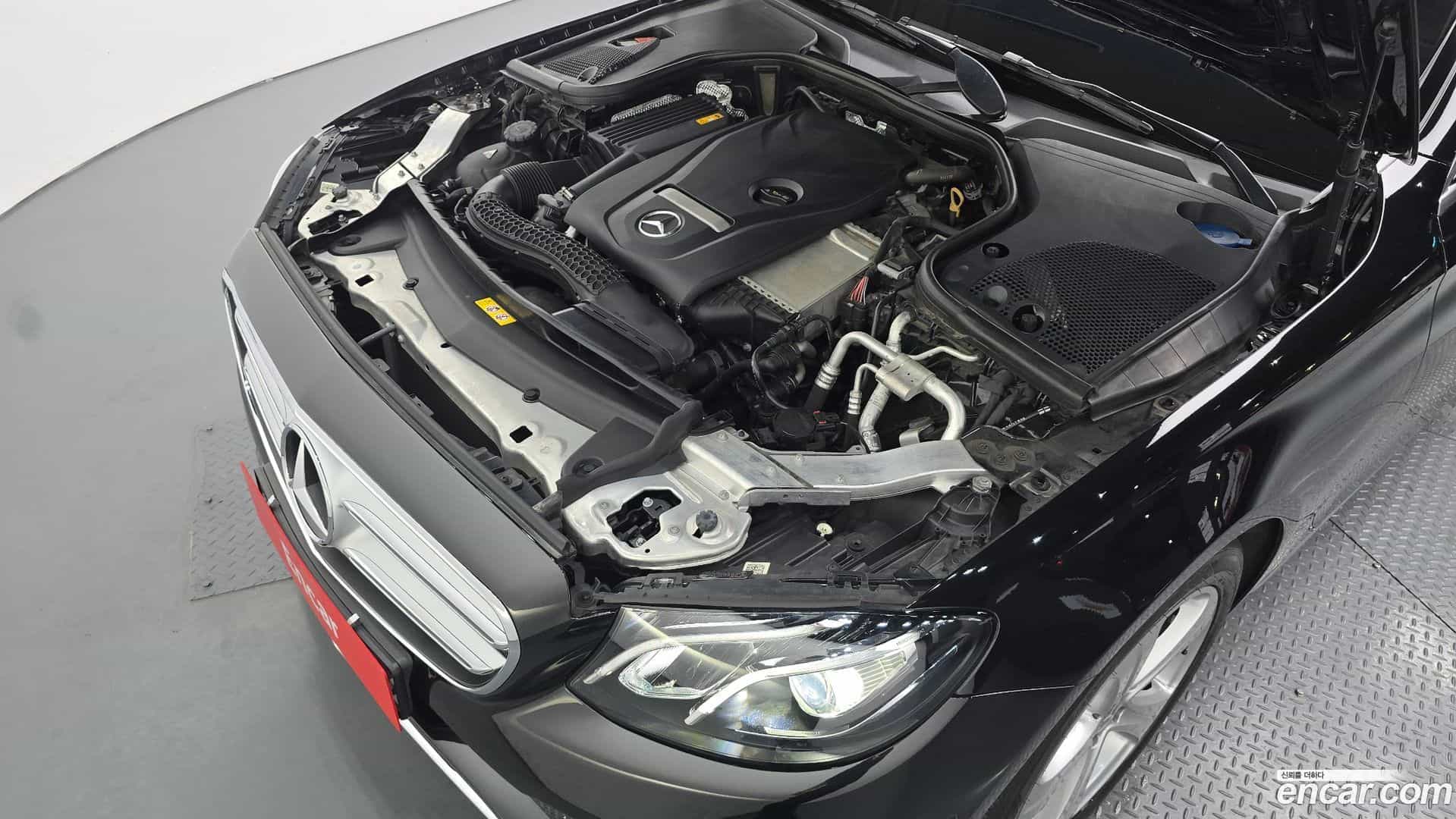 E-Class Mercedes-Benz 2018.2-OUTER-006