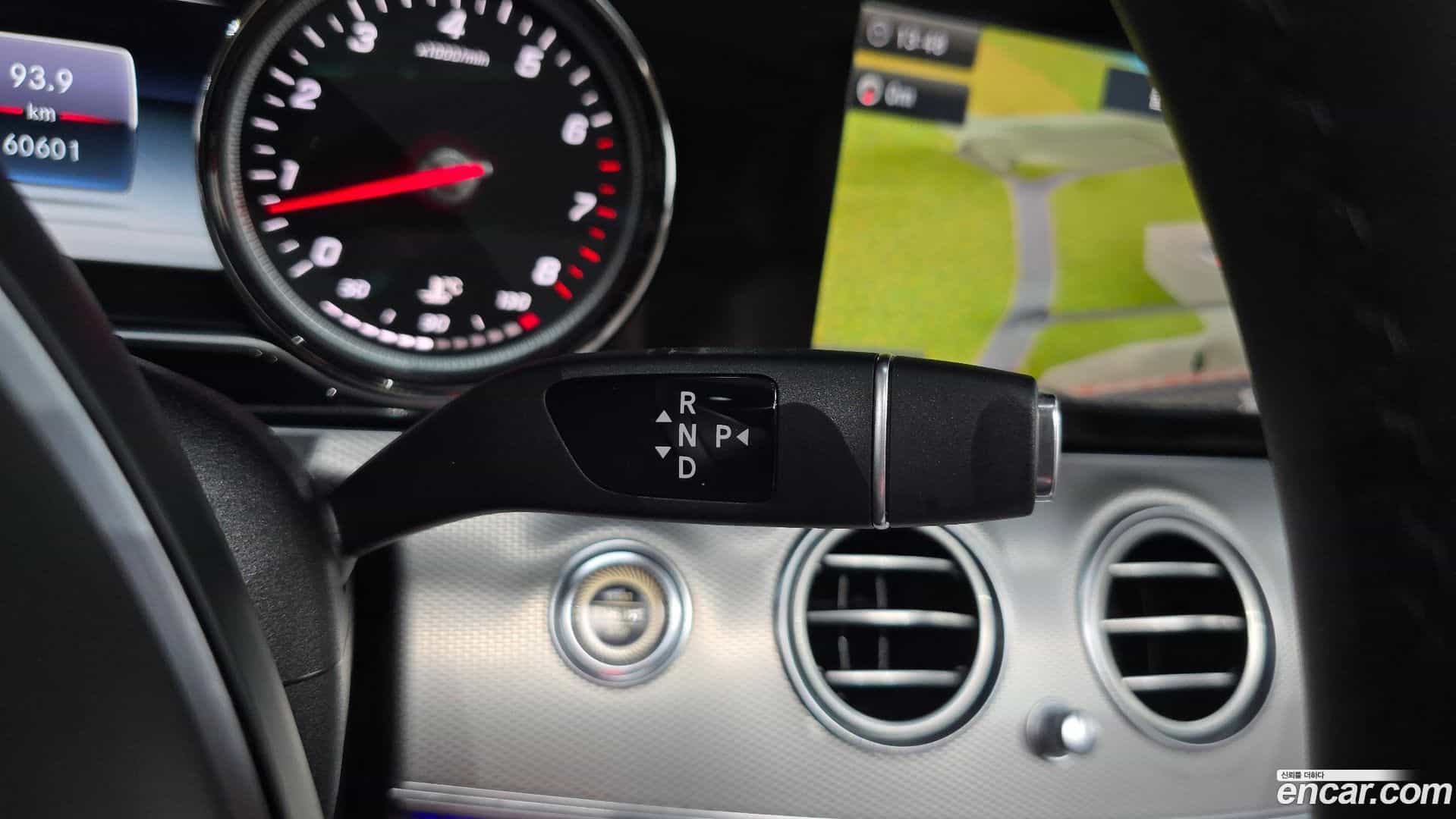 E-Class Mercedes-Benz 2018.2-INNER-009