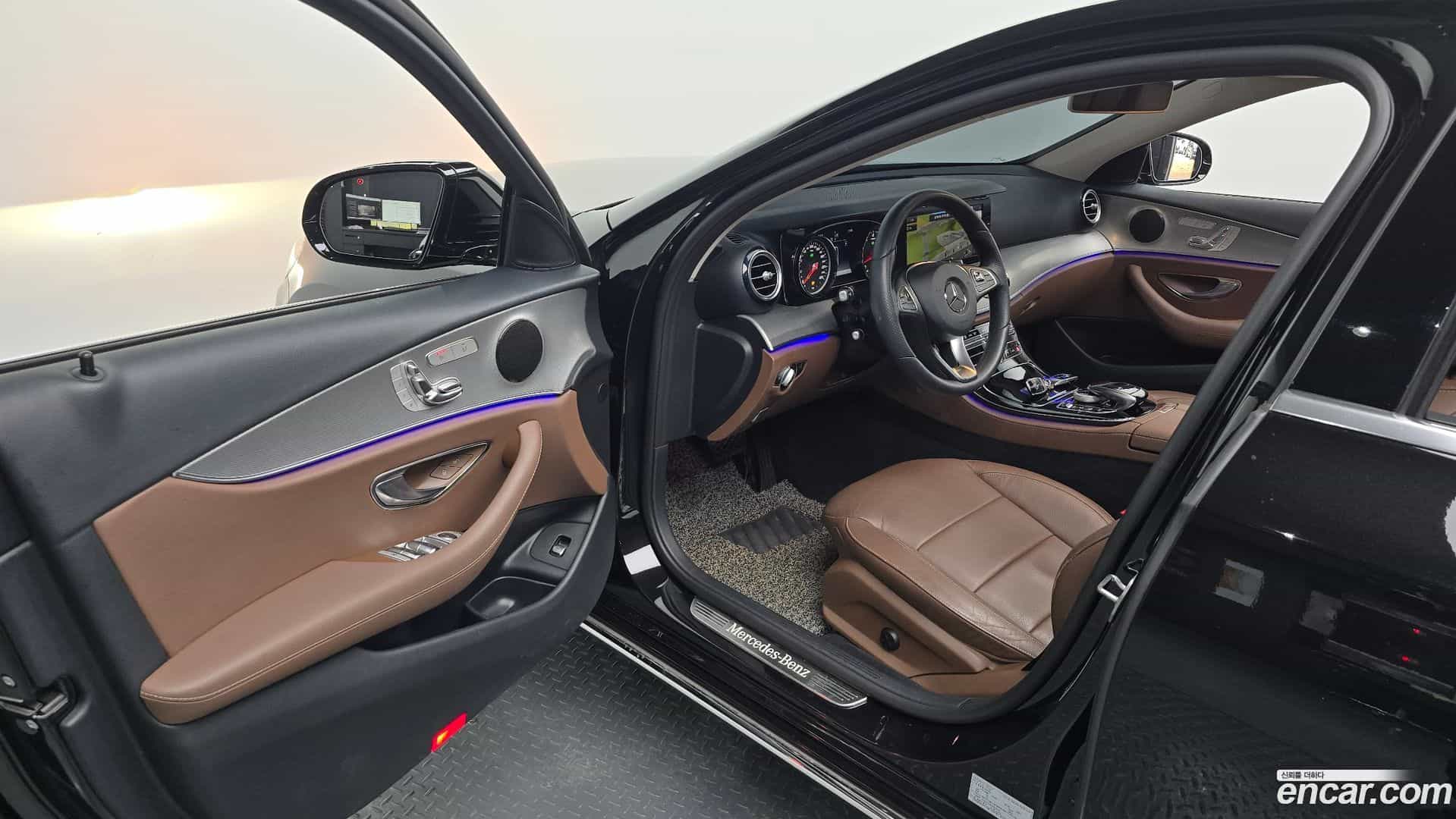 E-Class Mercedes-Benz 2018.2-INNER-010
