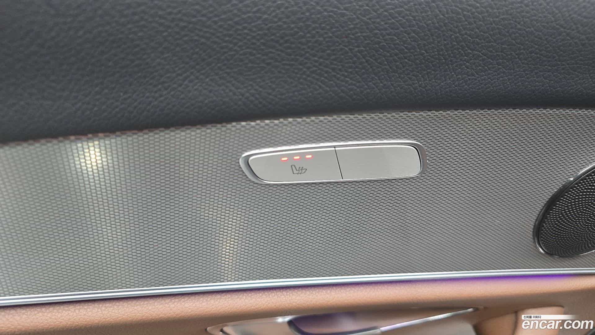 E-Class Mercedes-Benz 2018.2-OPTION-042