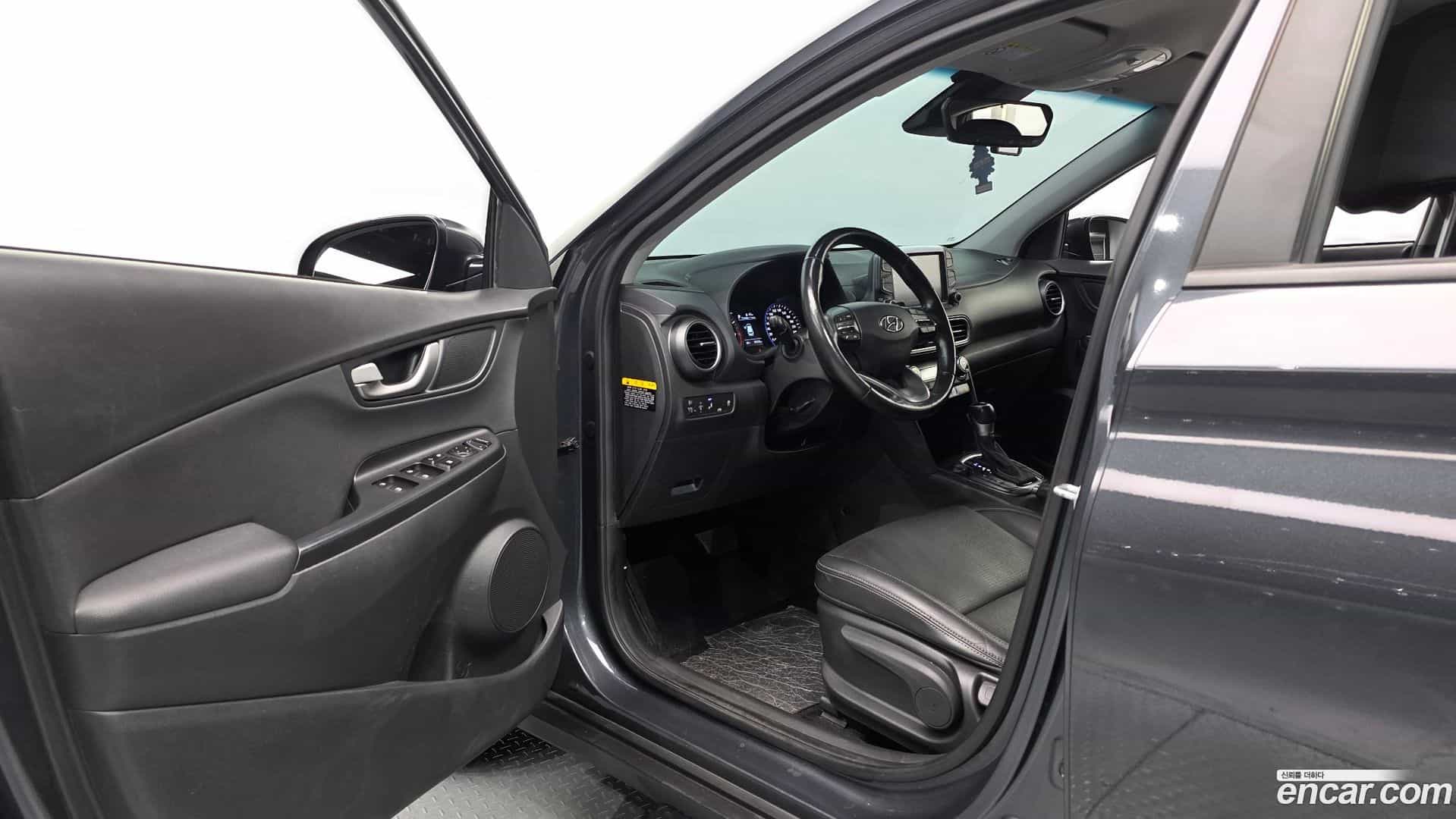 Kona Hyundai 2019.11-INNER-010