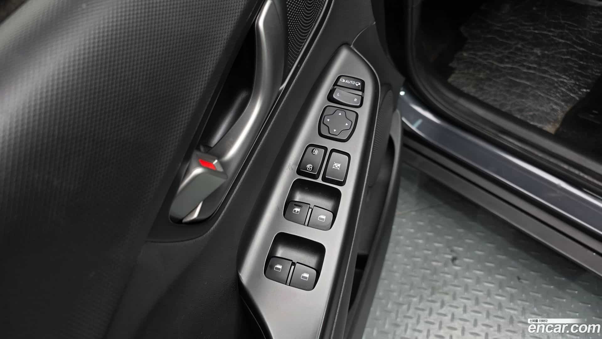 Kona Hyundai 2019.11-OPTION-020