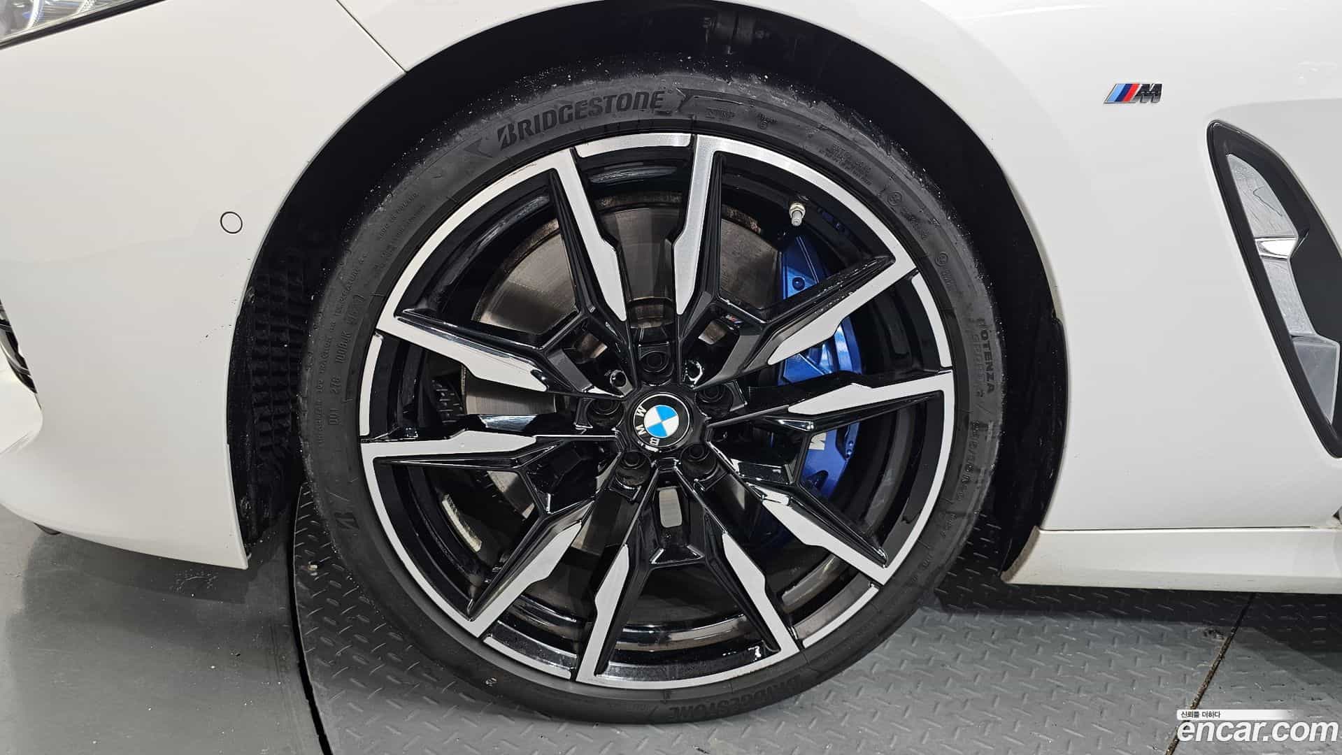 8-Series BMW 2024.11-OUTER-005