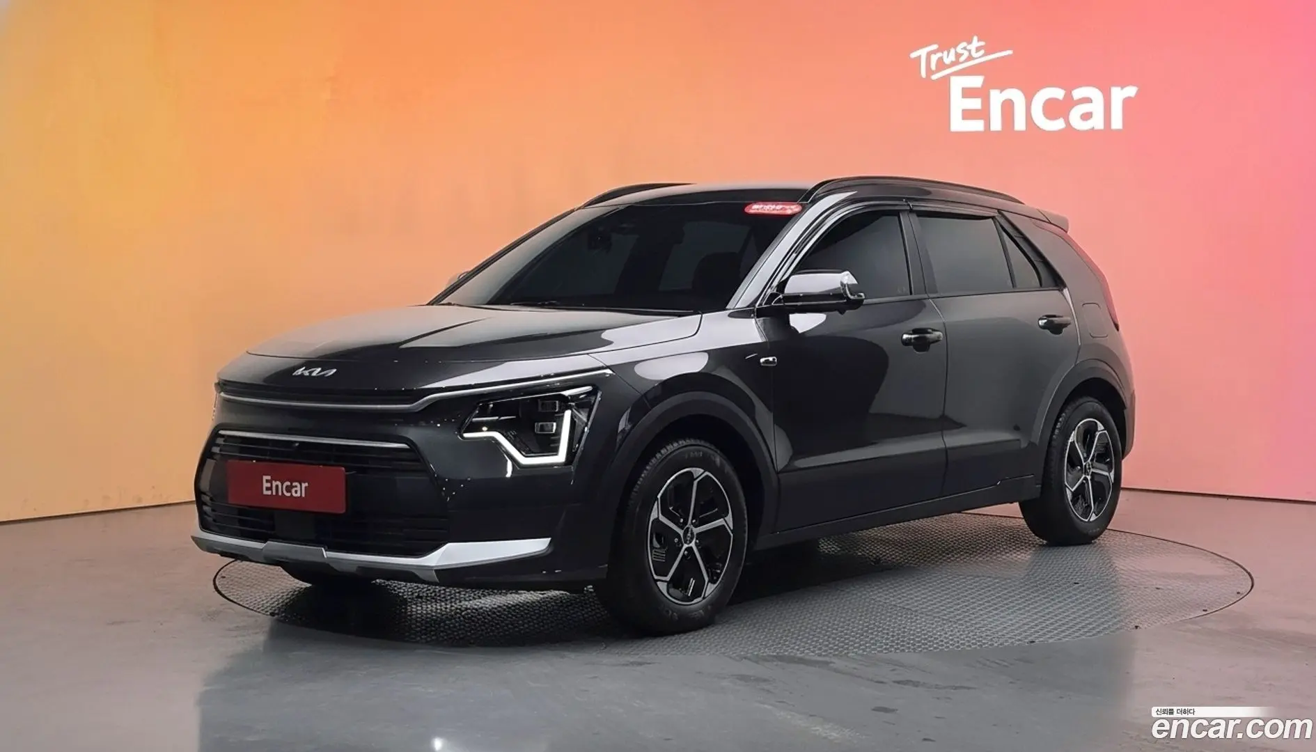 Main__Slider__Photo:Niro Kia 2025.8-0