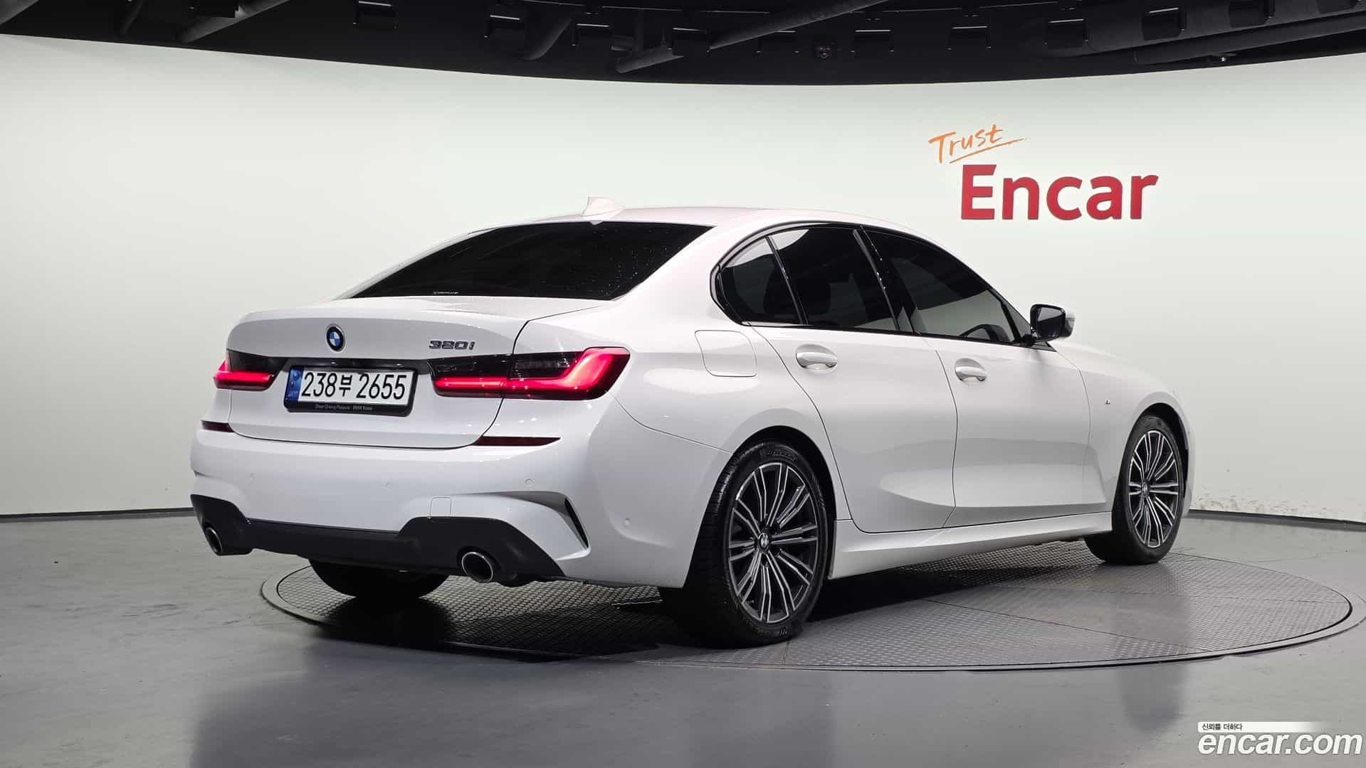 3-Series BMW 2021.4-OUTER-002