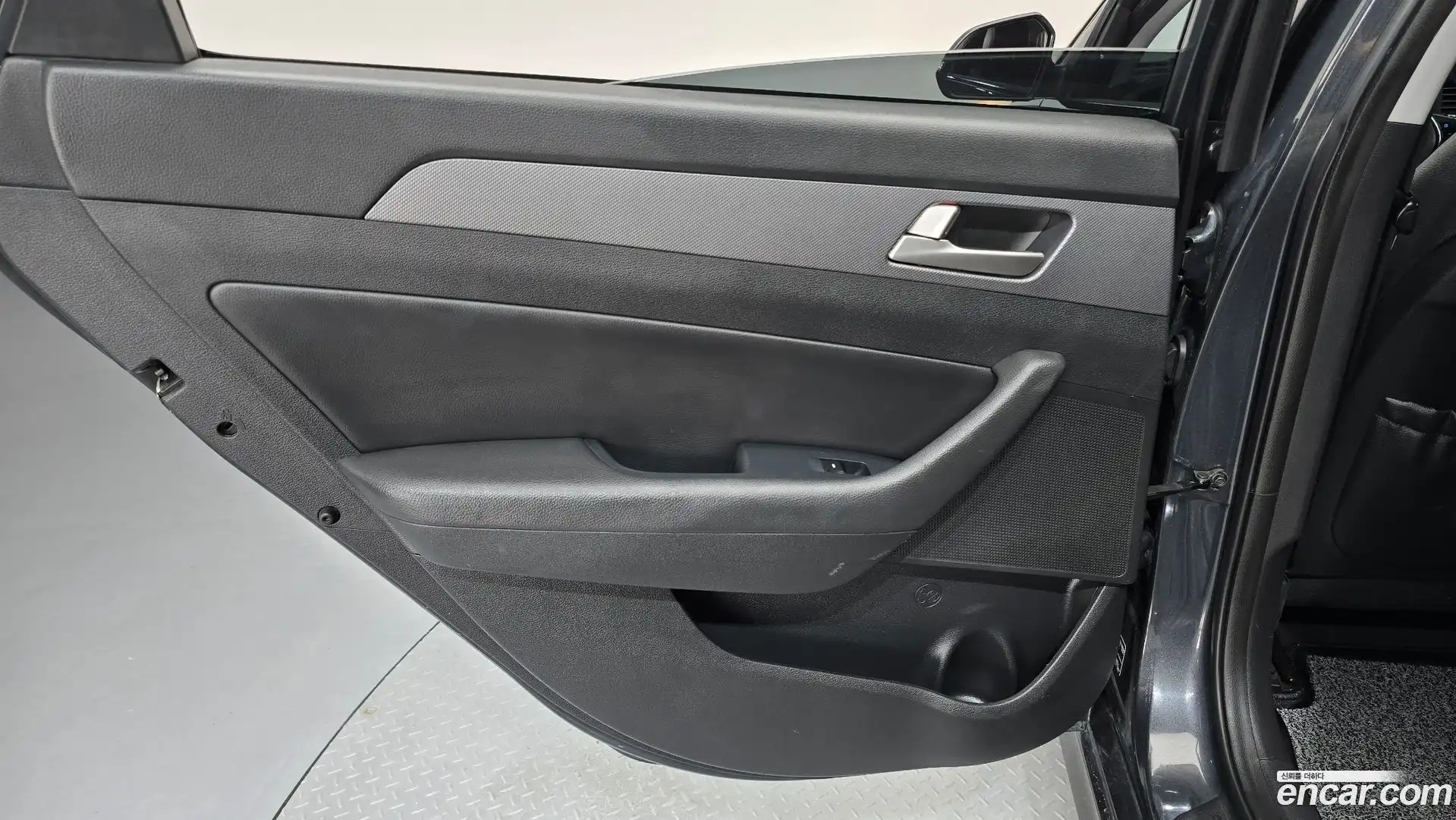 Sonata Hyundai 2018.4-INNER-035