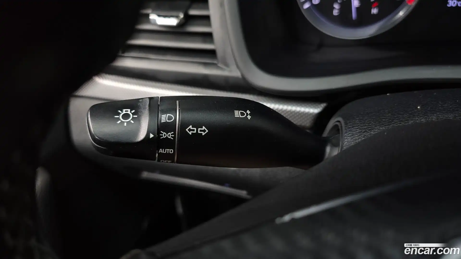 Sonata Hyundai 2018.4-OPTION-040