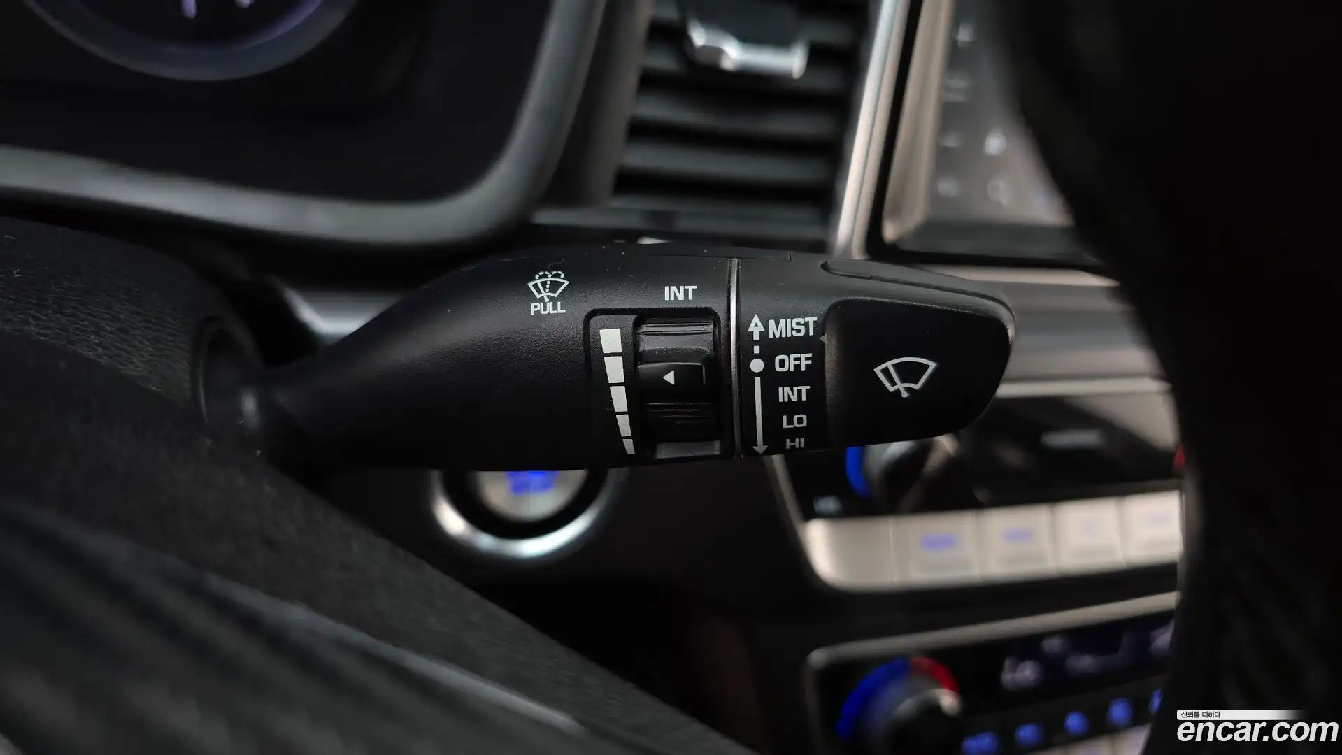 Sonata Hyundai 2018.4-OPTION-041