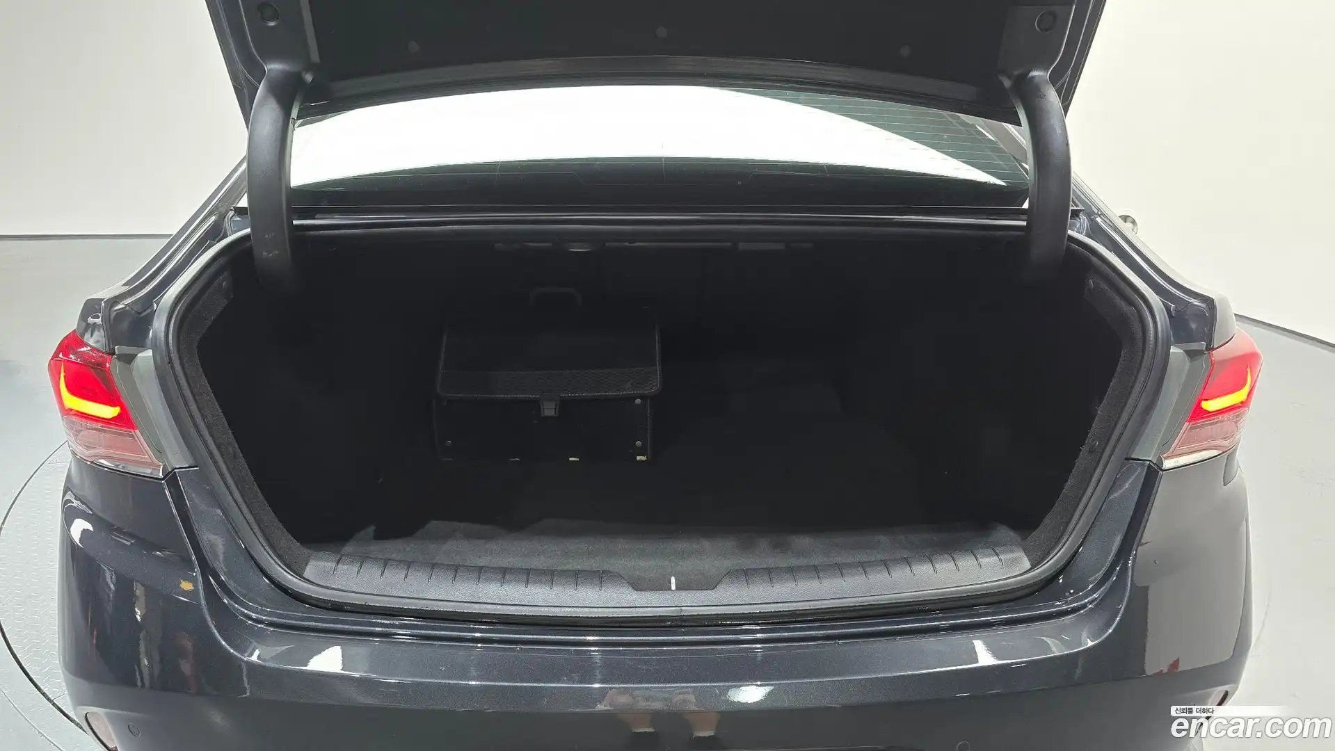 Sonata Hyundai 2018.4-OPTION-045