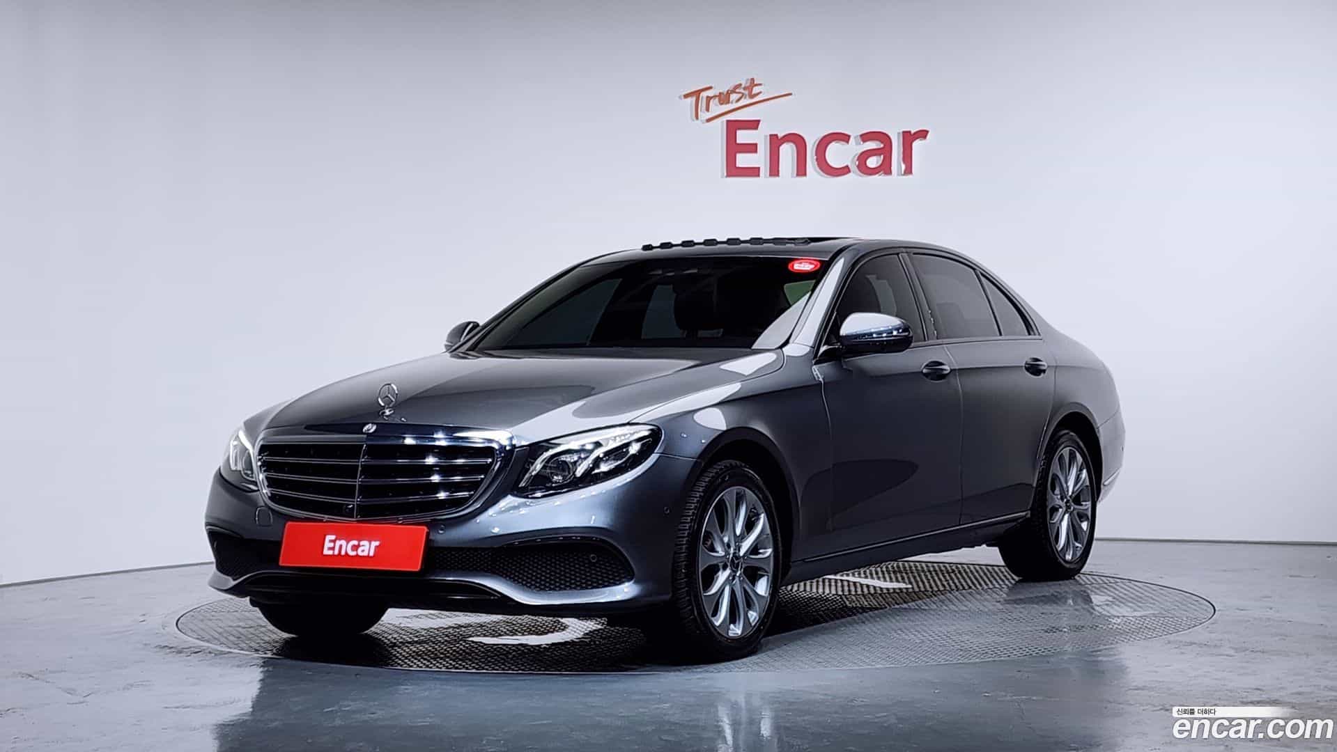 E-Class Mercedes-Benz 2018.4-OUTER-001