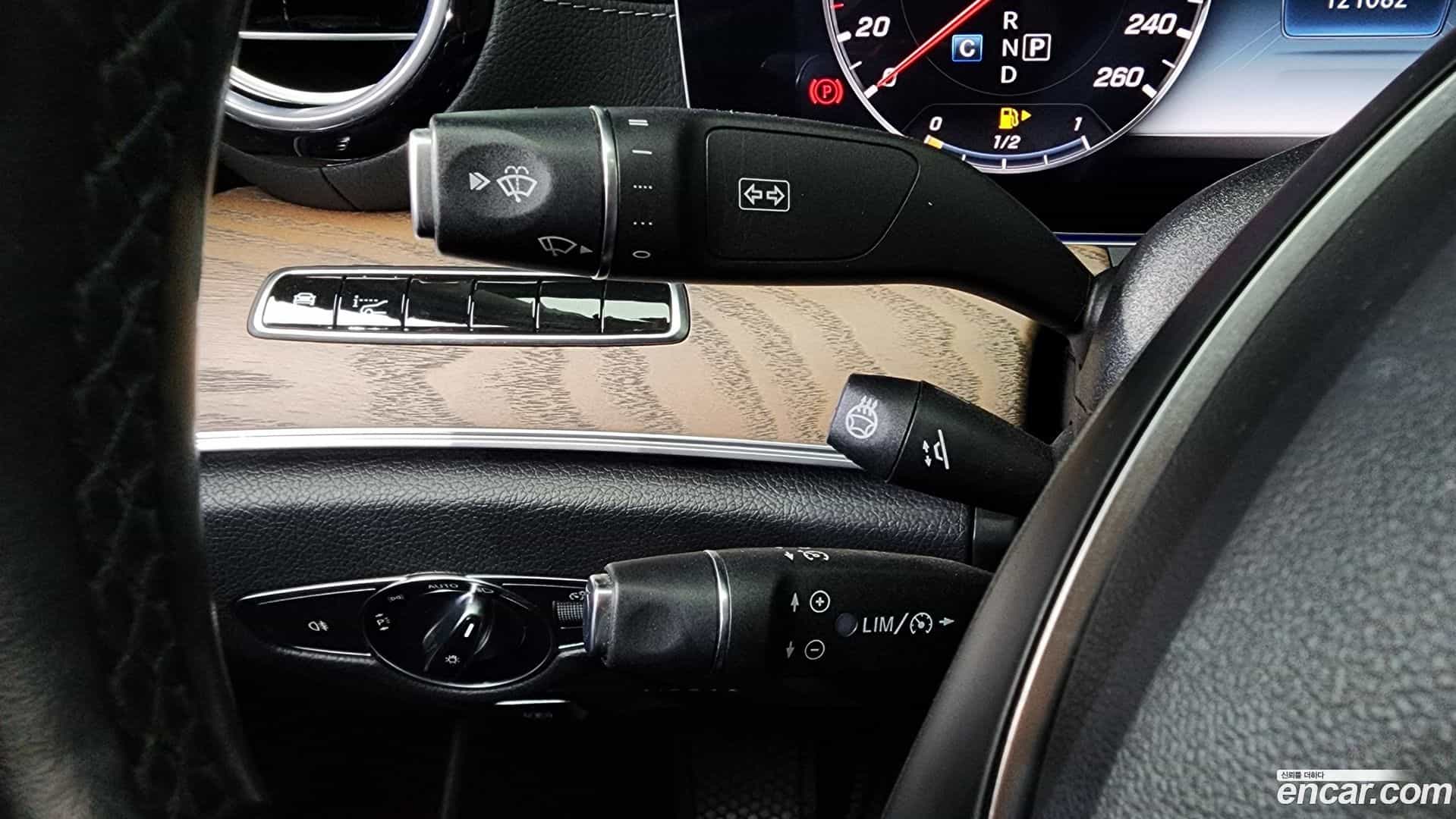 E-Class Mercedes-Benz 2018.4-OPTION-049