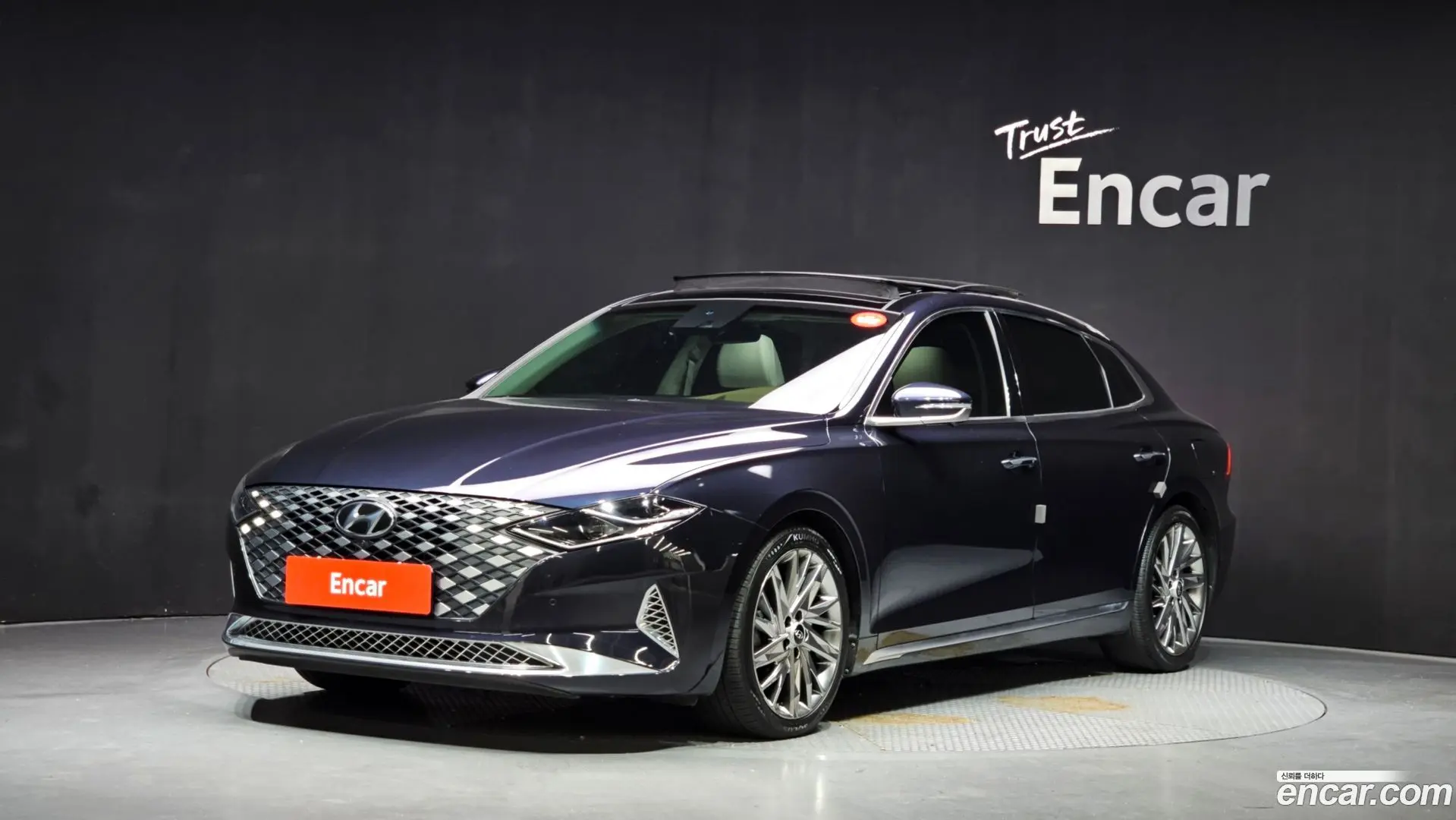 Main__Slider__Photo:Grandeur Hyundai 2020.5-0