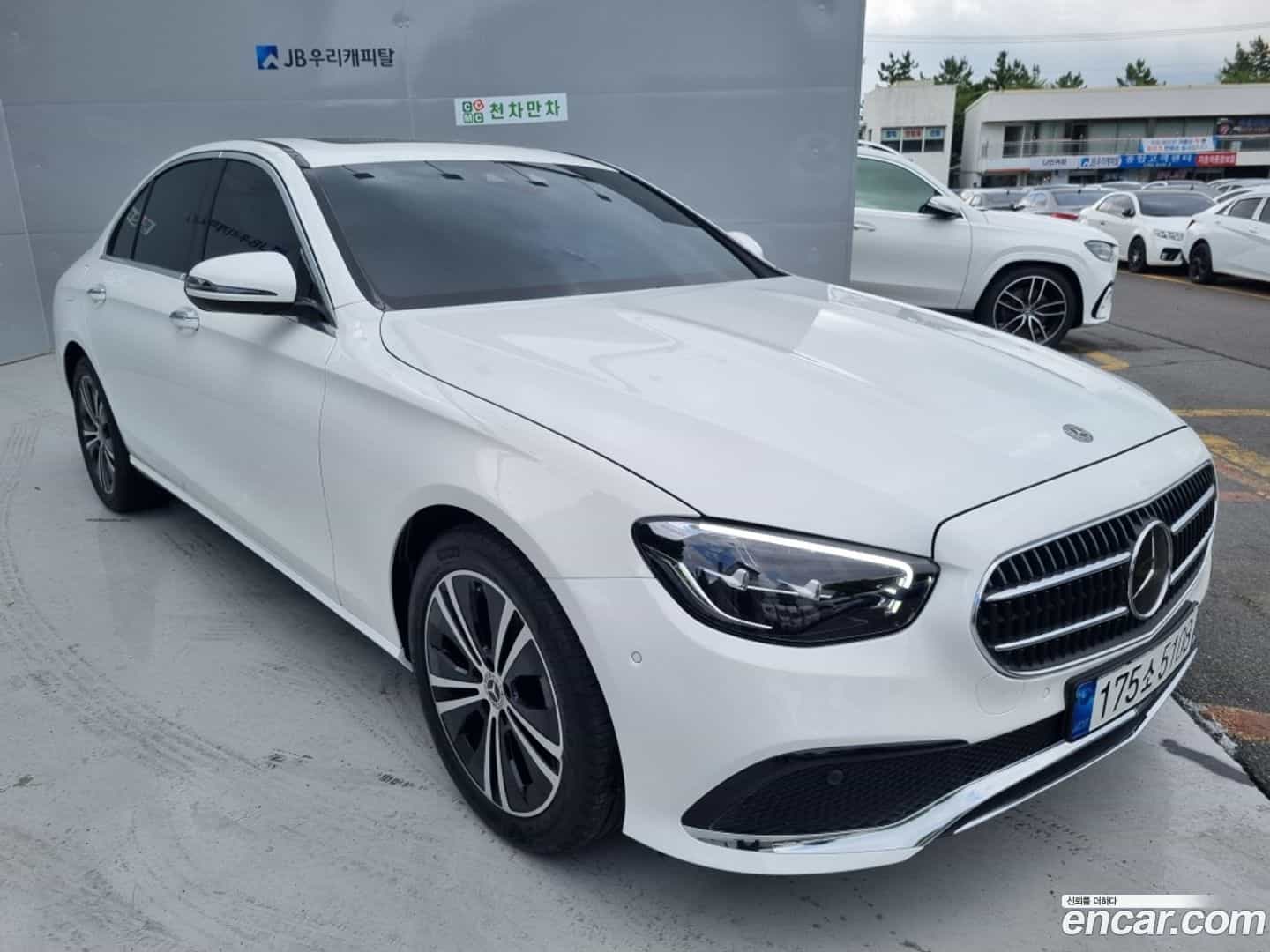 E-Class Mercedes-Benz 2021.6-OUTER-002