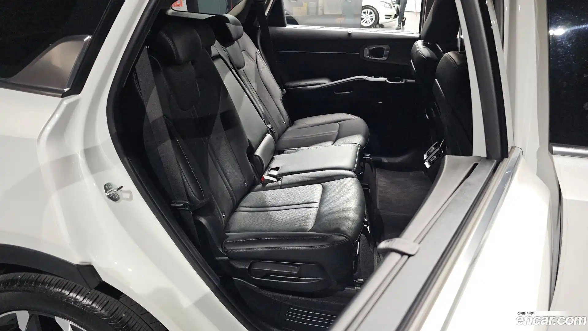 Sorento Kia 2023.9-OPTION-015