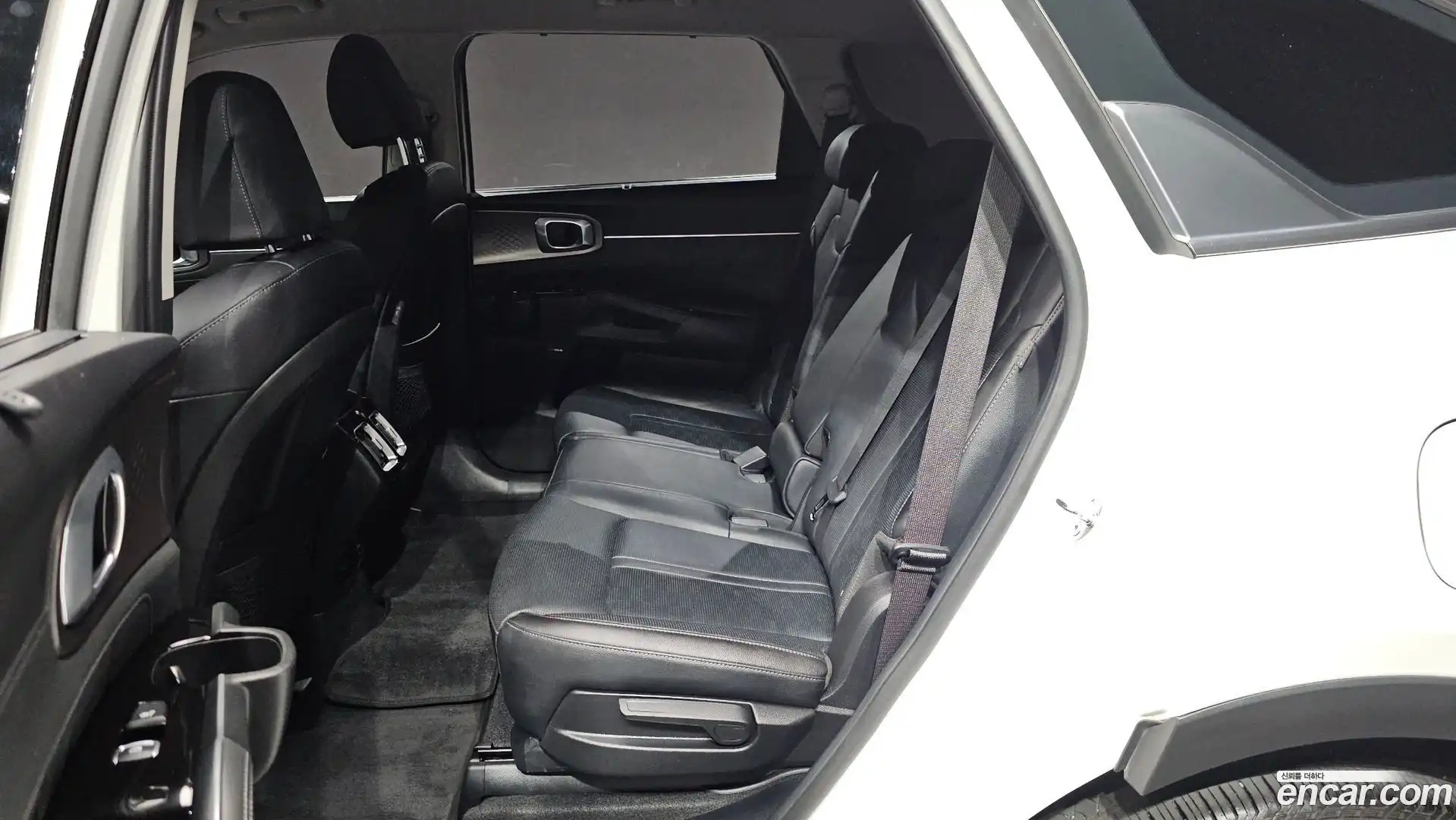 Sorento Kia 2023.9-INNER-036
