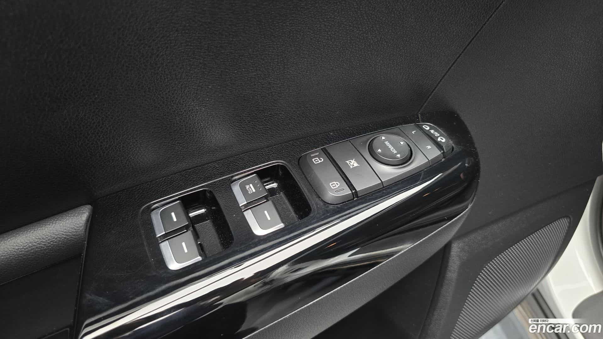 Sportage Kia 2019.4-OPTION-020