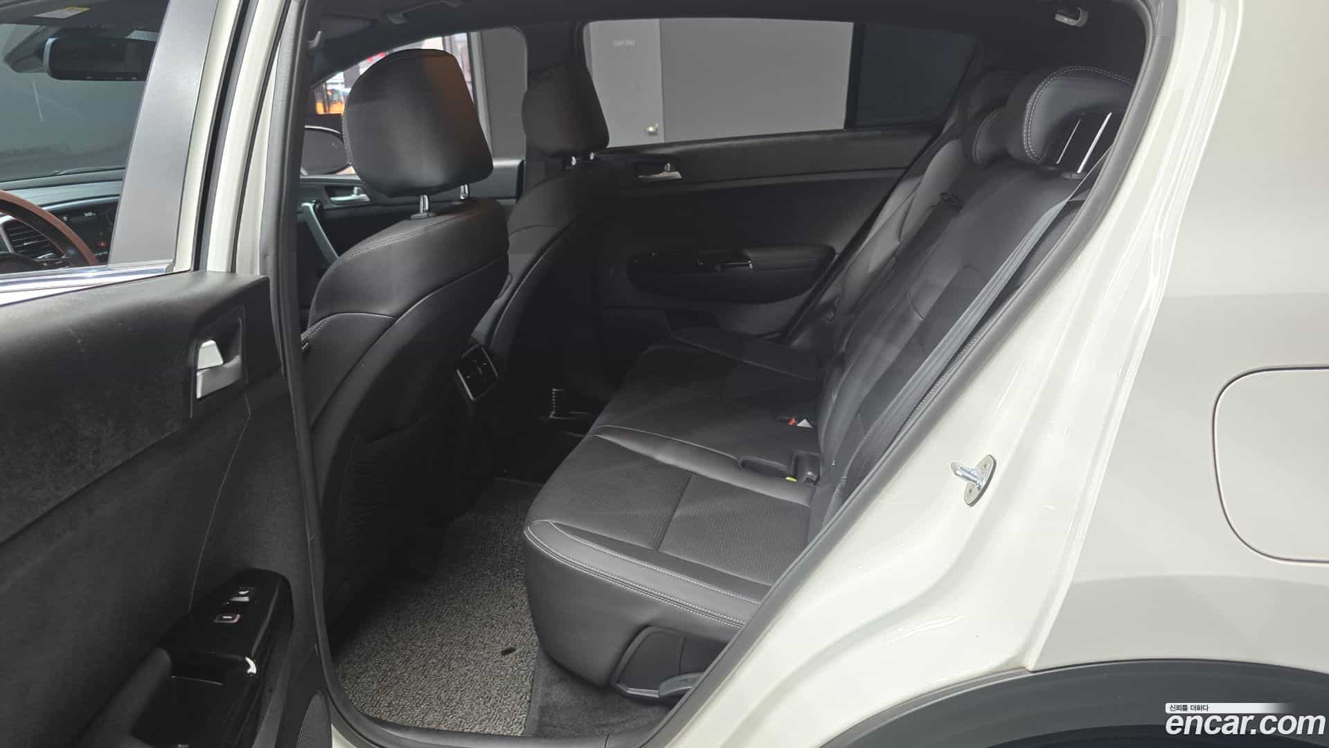 Sportage Kia 2019.4-INNER-036