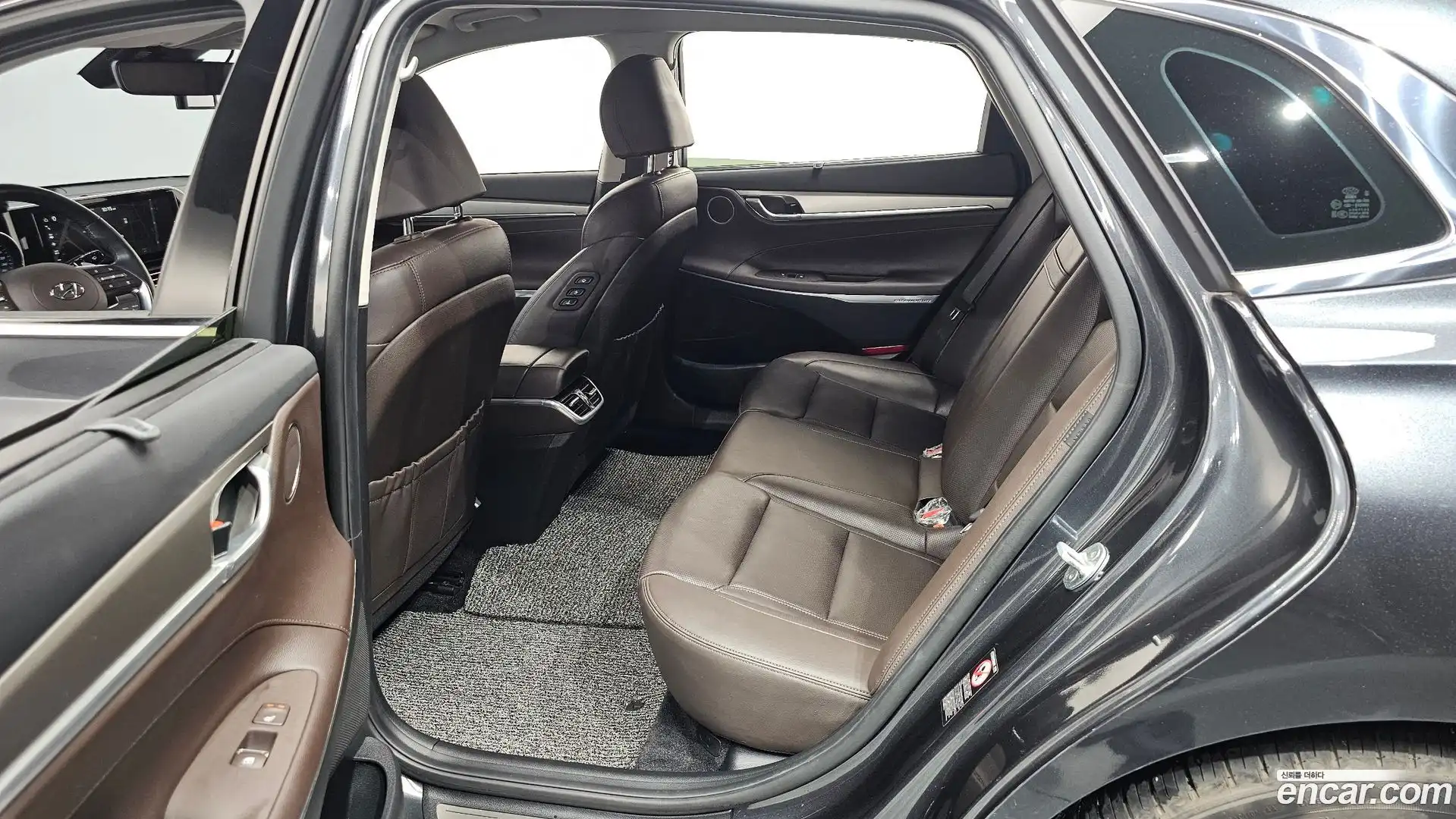 Grandeur Hyundai 2020.7-OPTION-015