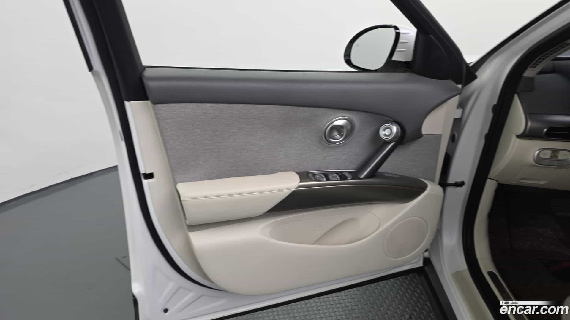 GV60 Genesis 2022.1-INNER-034
