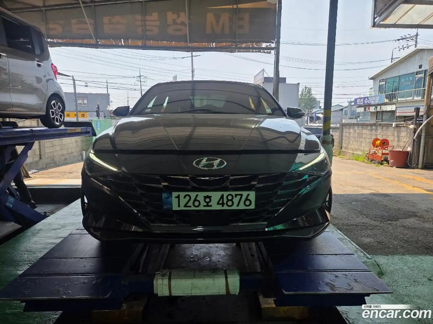 AVANTE Hyundai 2022.10-OUTER-001