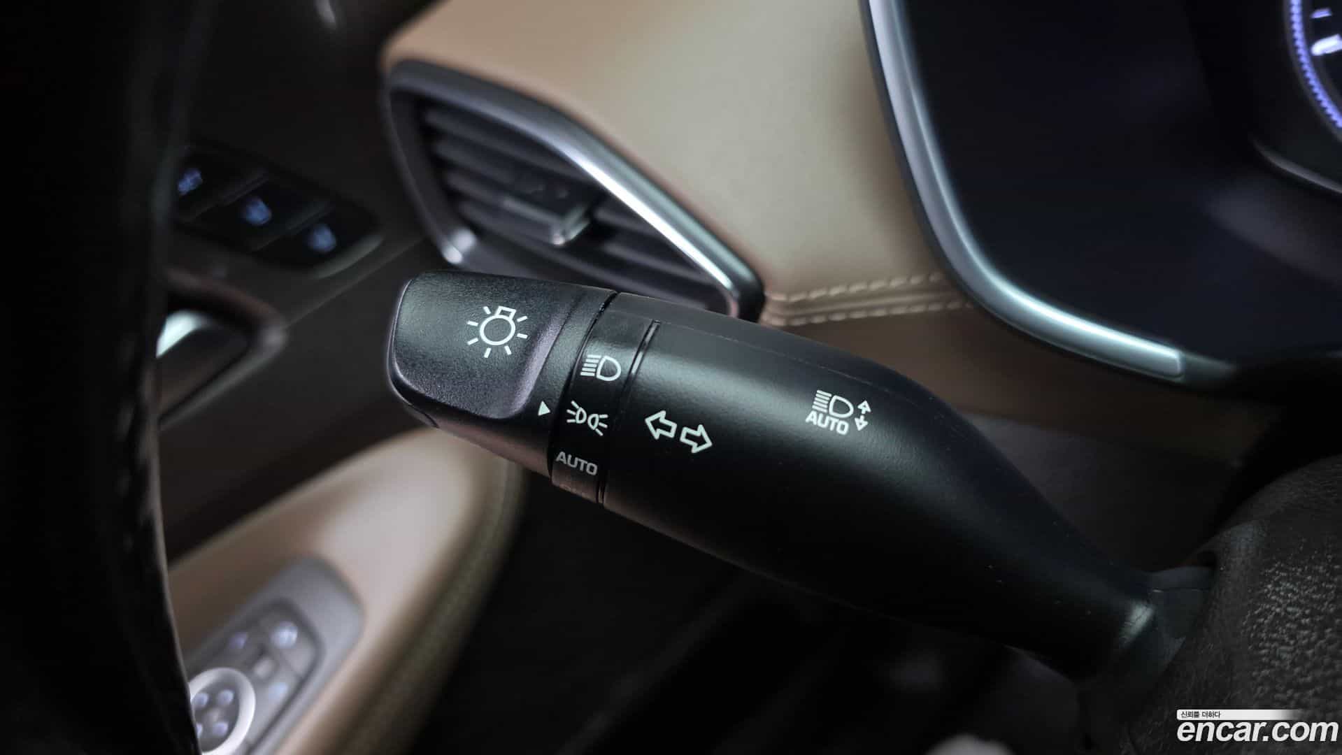 Santafe Hyundai 2018.3-OPTION-022
