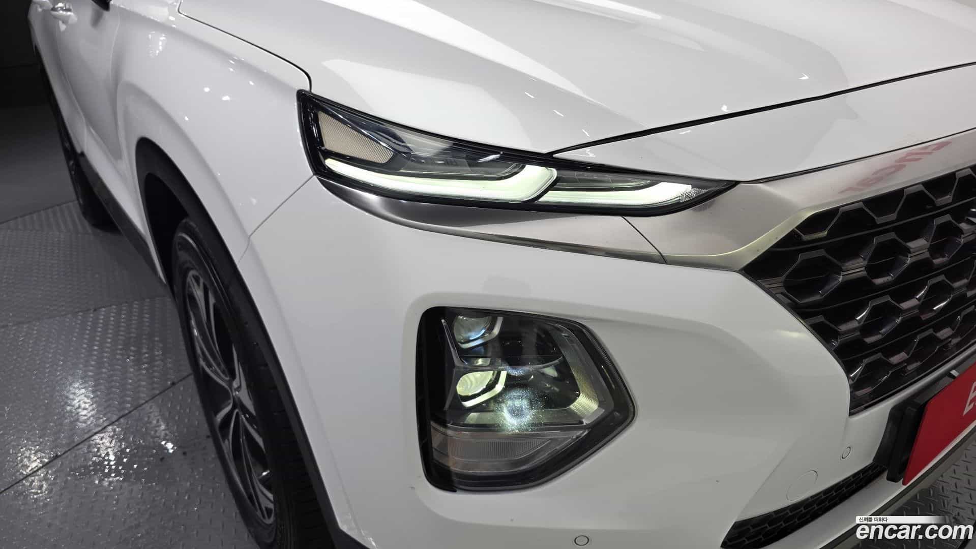 Santafe Hyundai 2018.3-OUTER-032