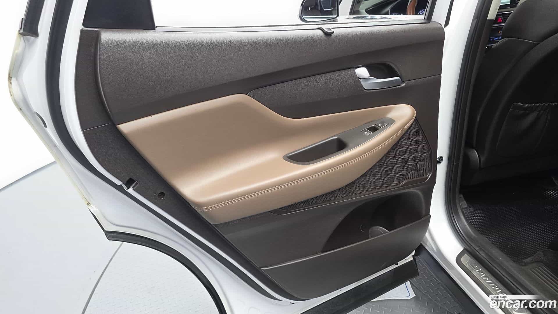 Santafe Hyundai 2018.3-INNER-035