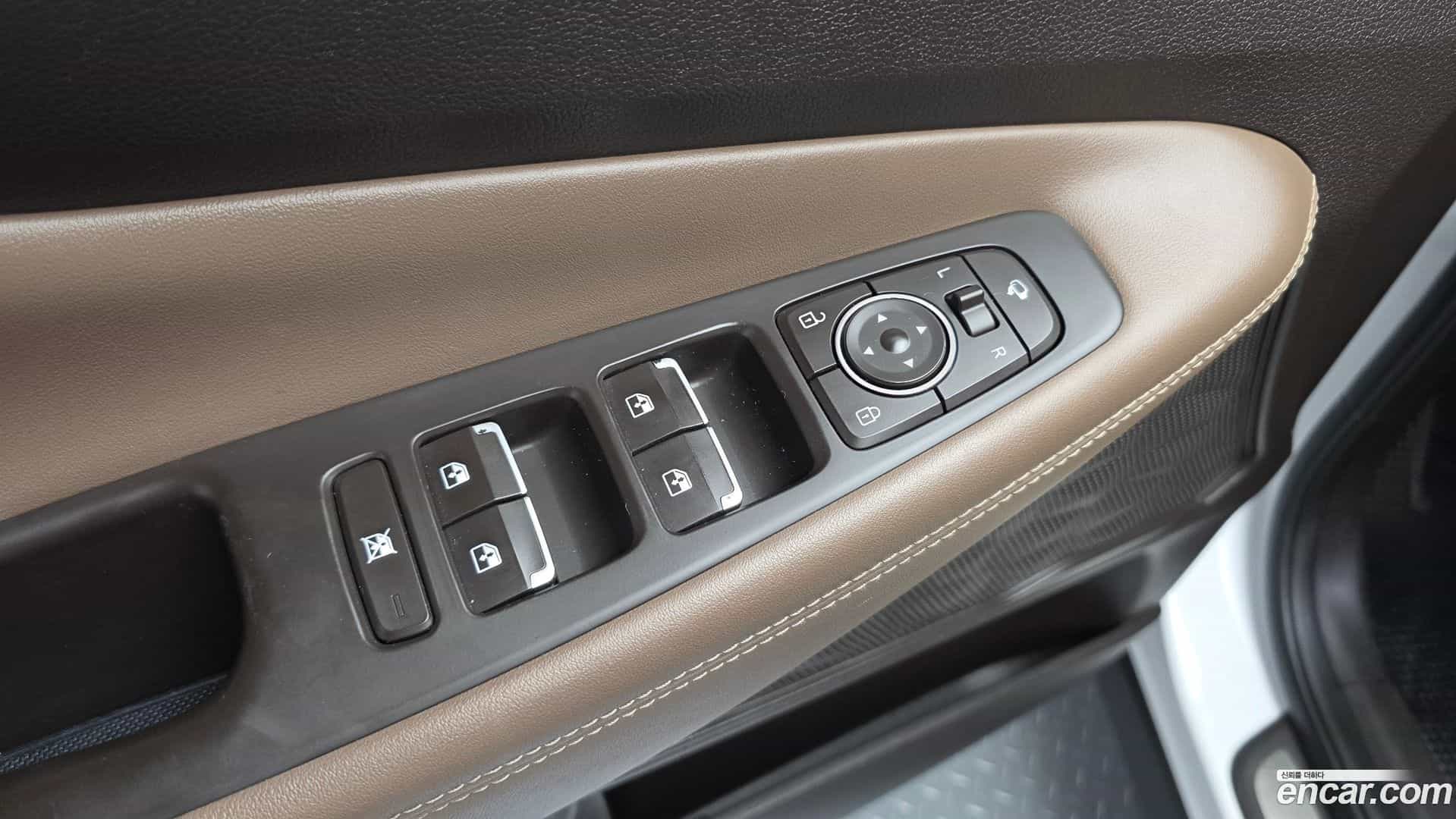 Santafe Hyundai 2018.3-OPTION-042