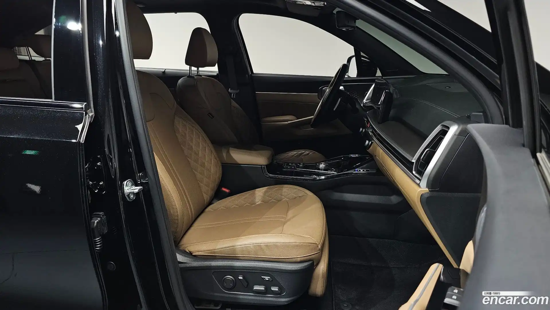 Sorento Kia 2023.8-INNER-036